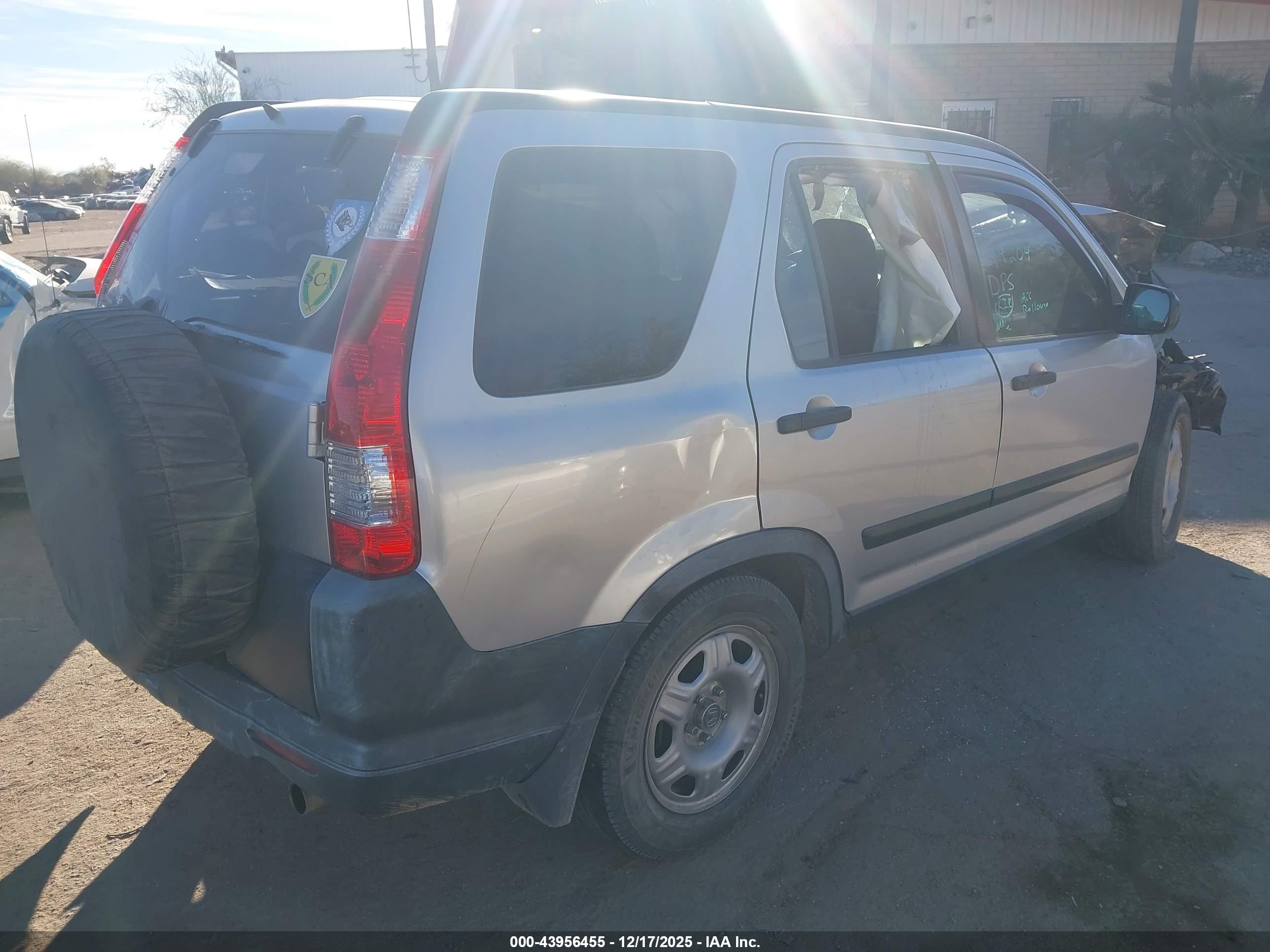 HONDA CR-V image 4