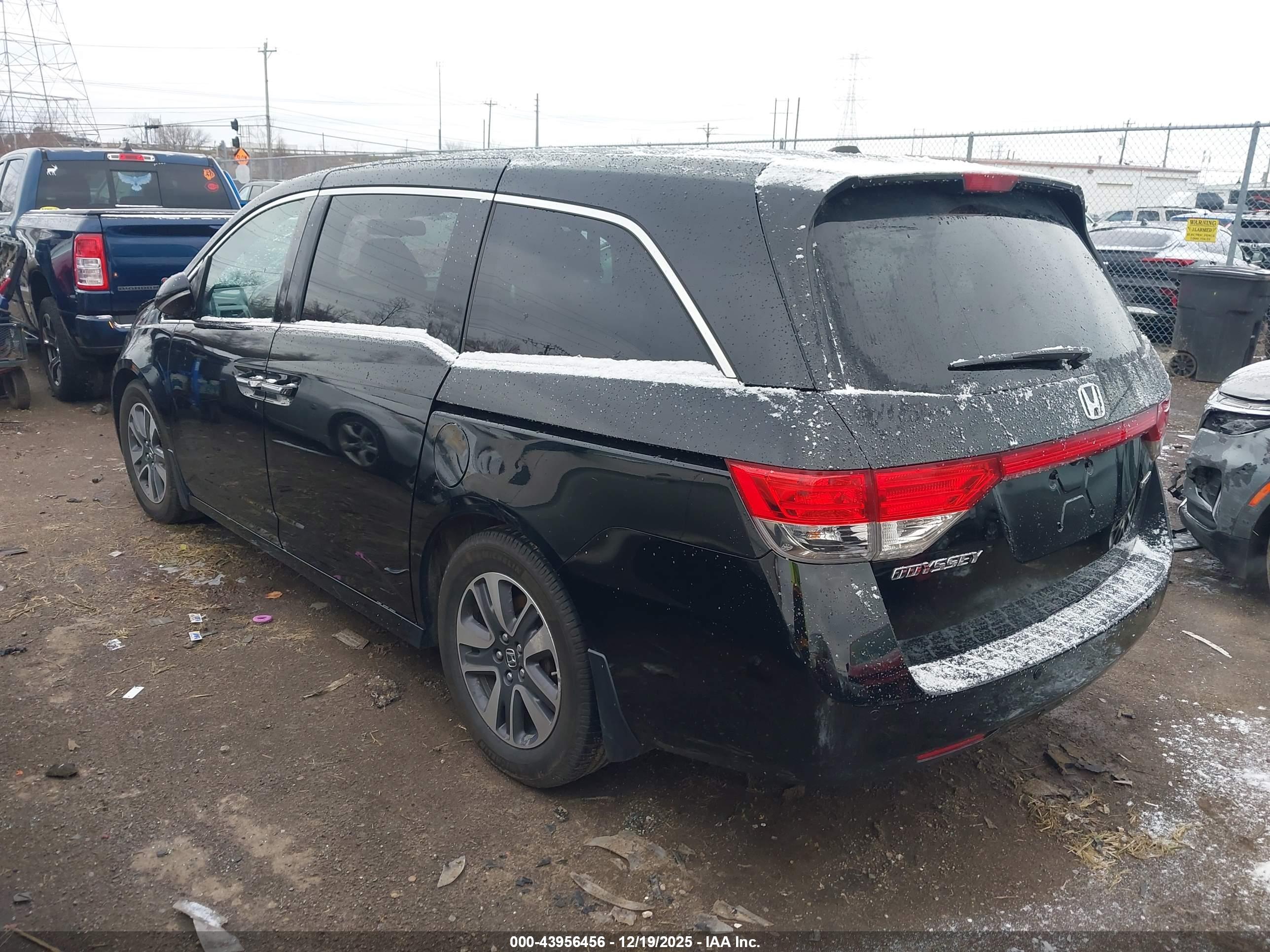 HONDA ODYSSEY image 3
