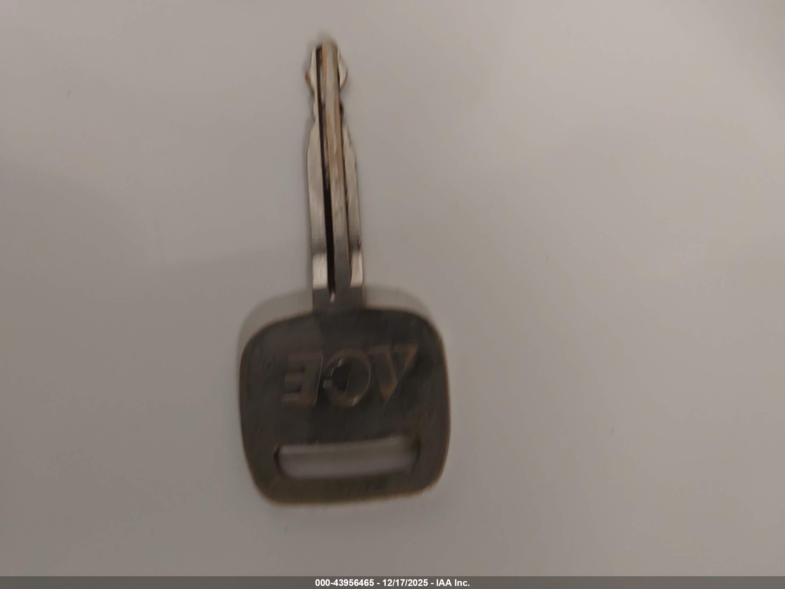 TOYOTA COROLLA image 11
