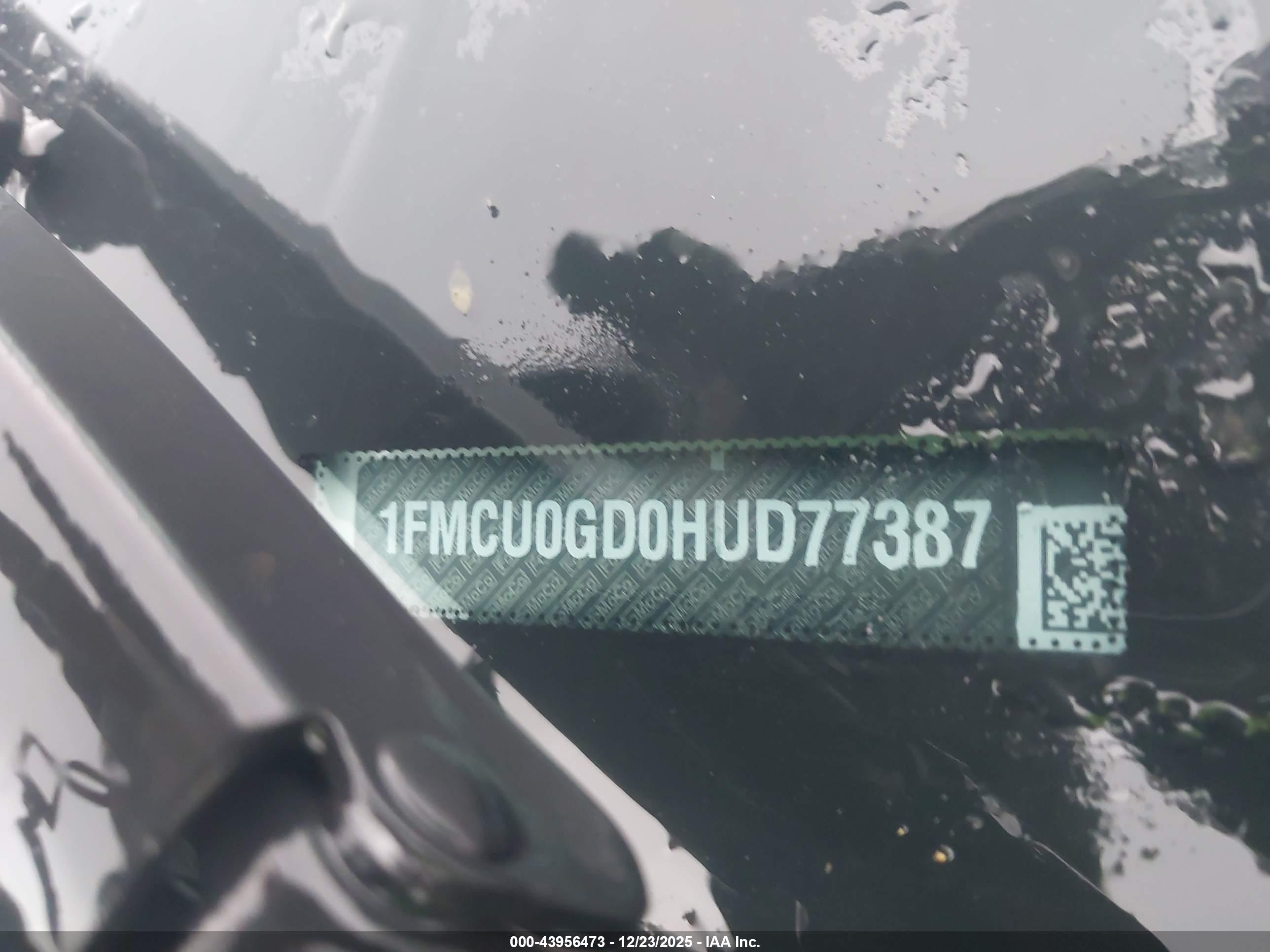 FORD ESCAPE image 9