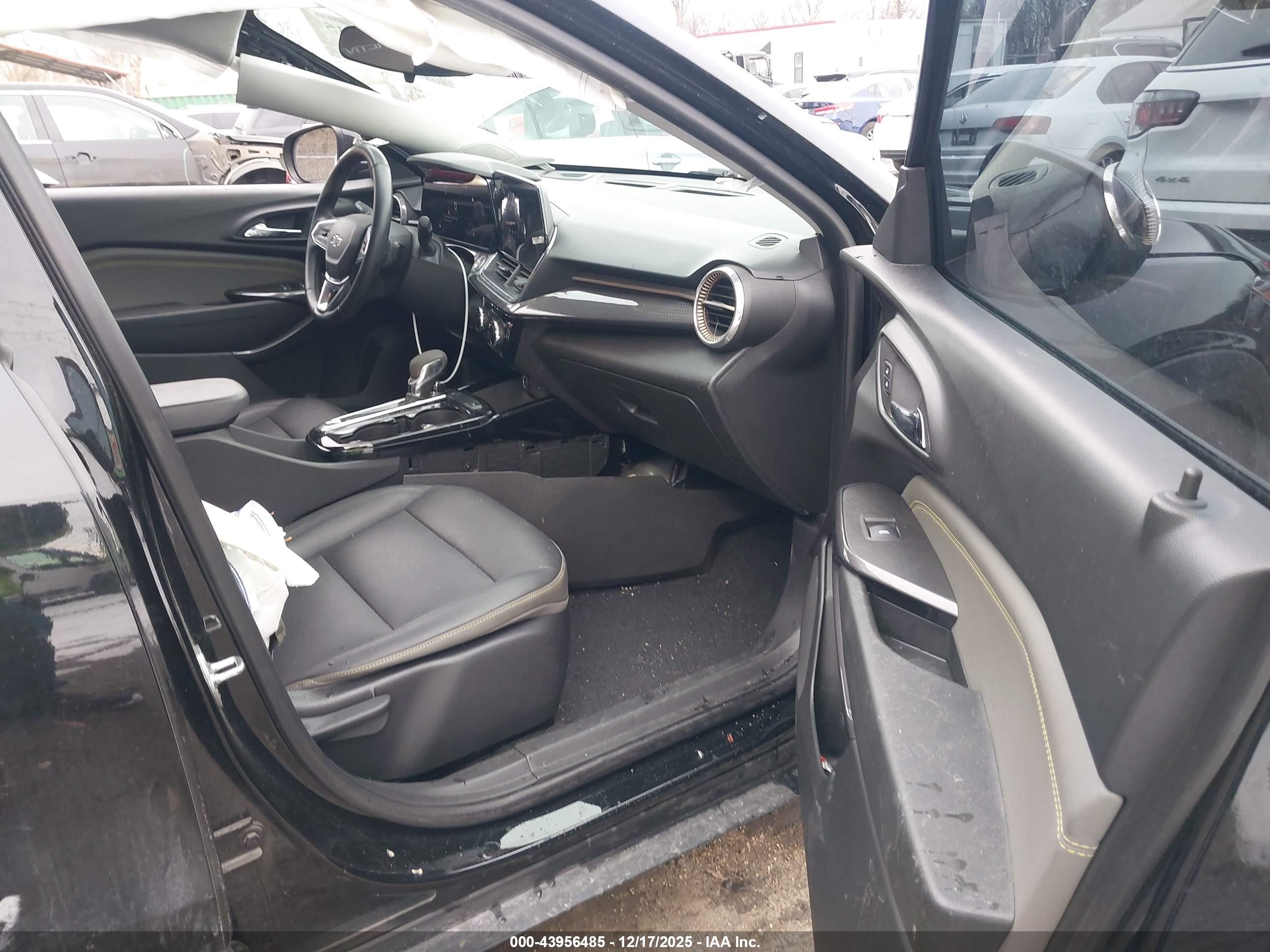CHEVROLET TRAX image 5