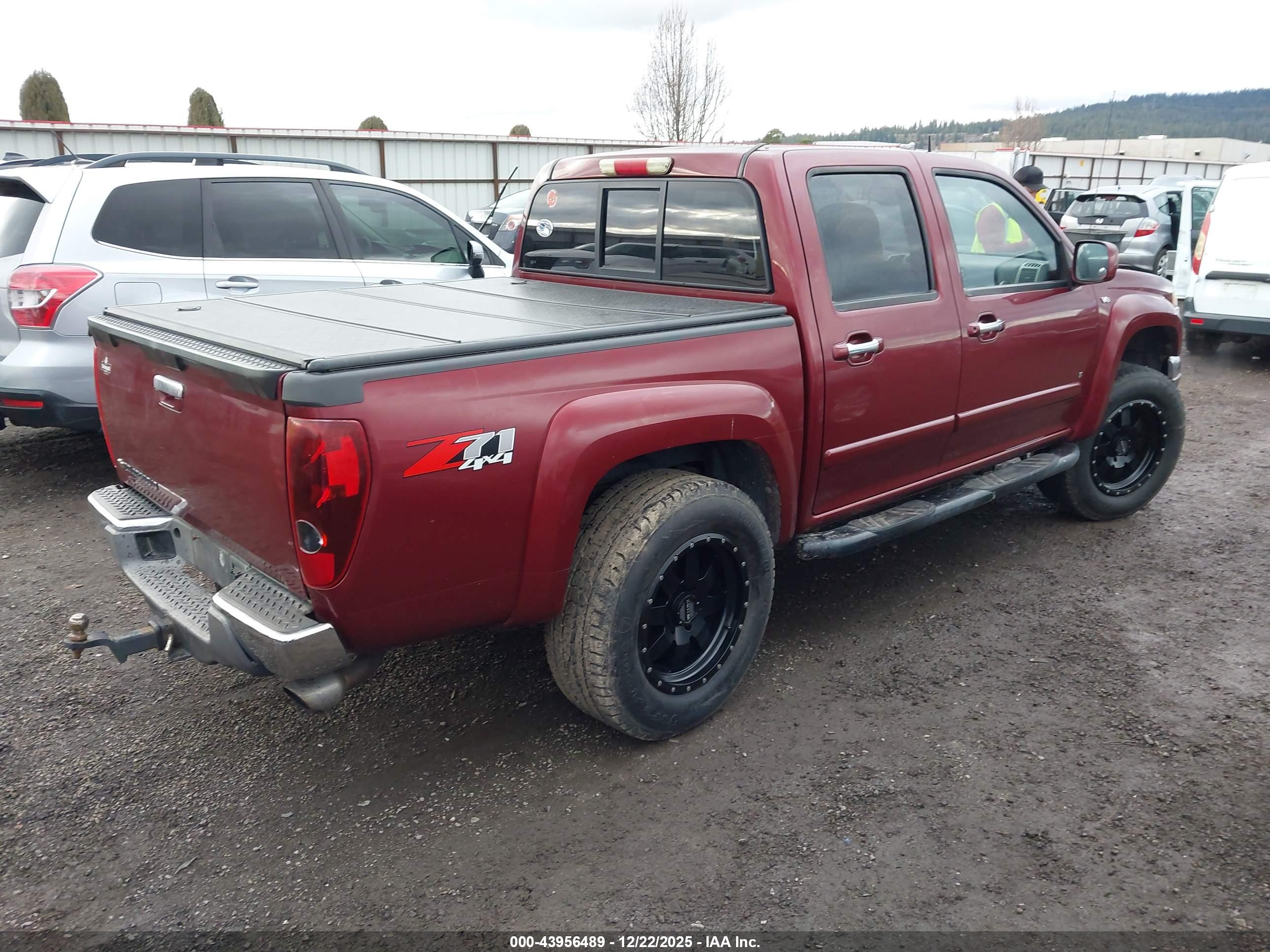 CHEVROLET COLORADO image 4