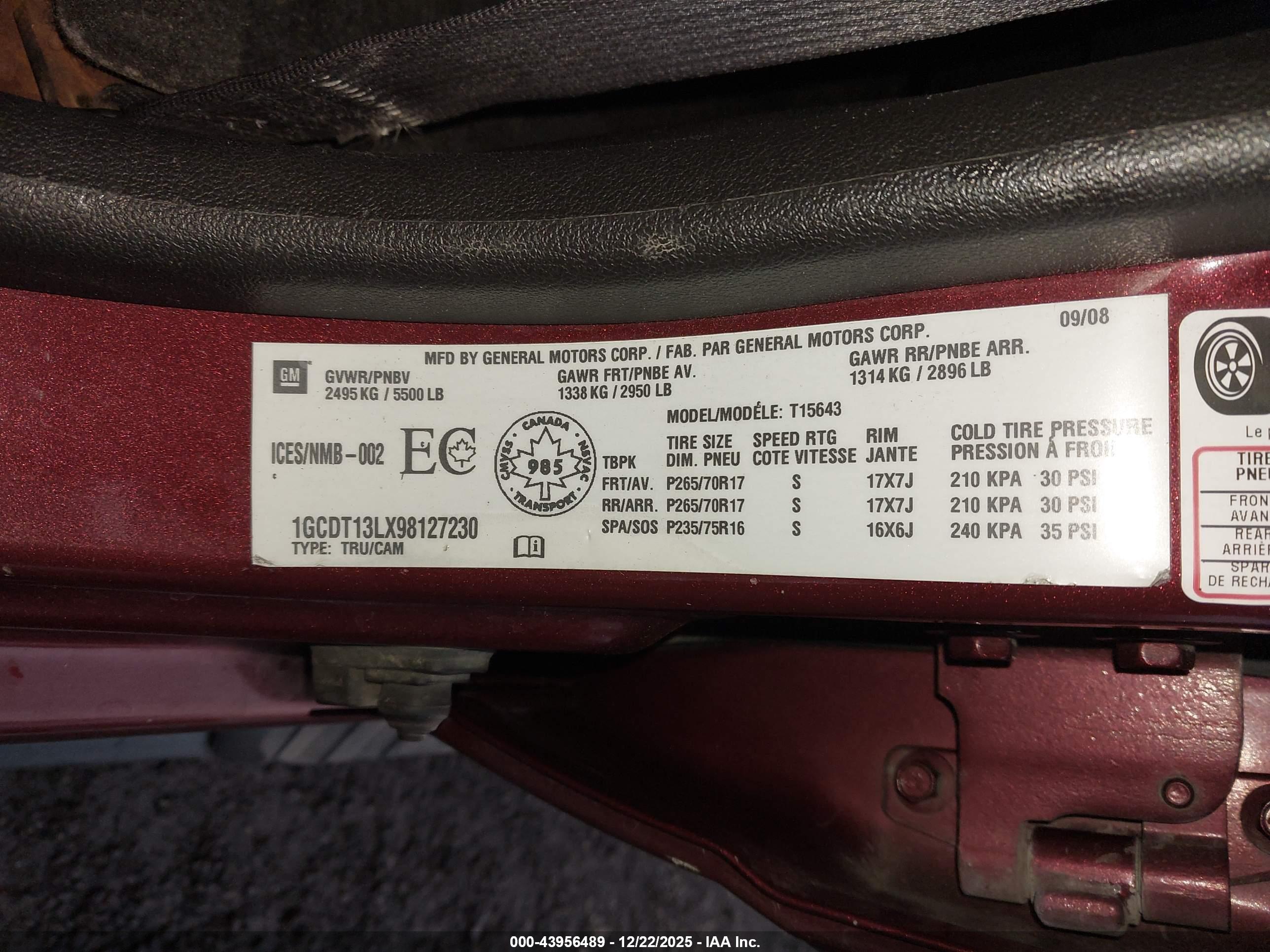 CHEVROLET COLORADO image 9