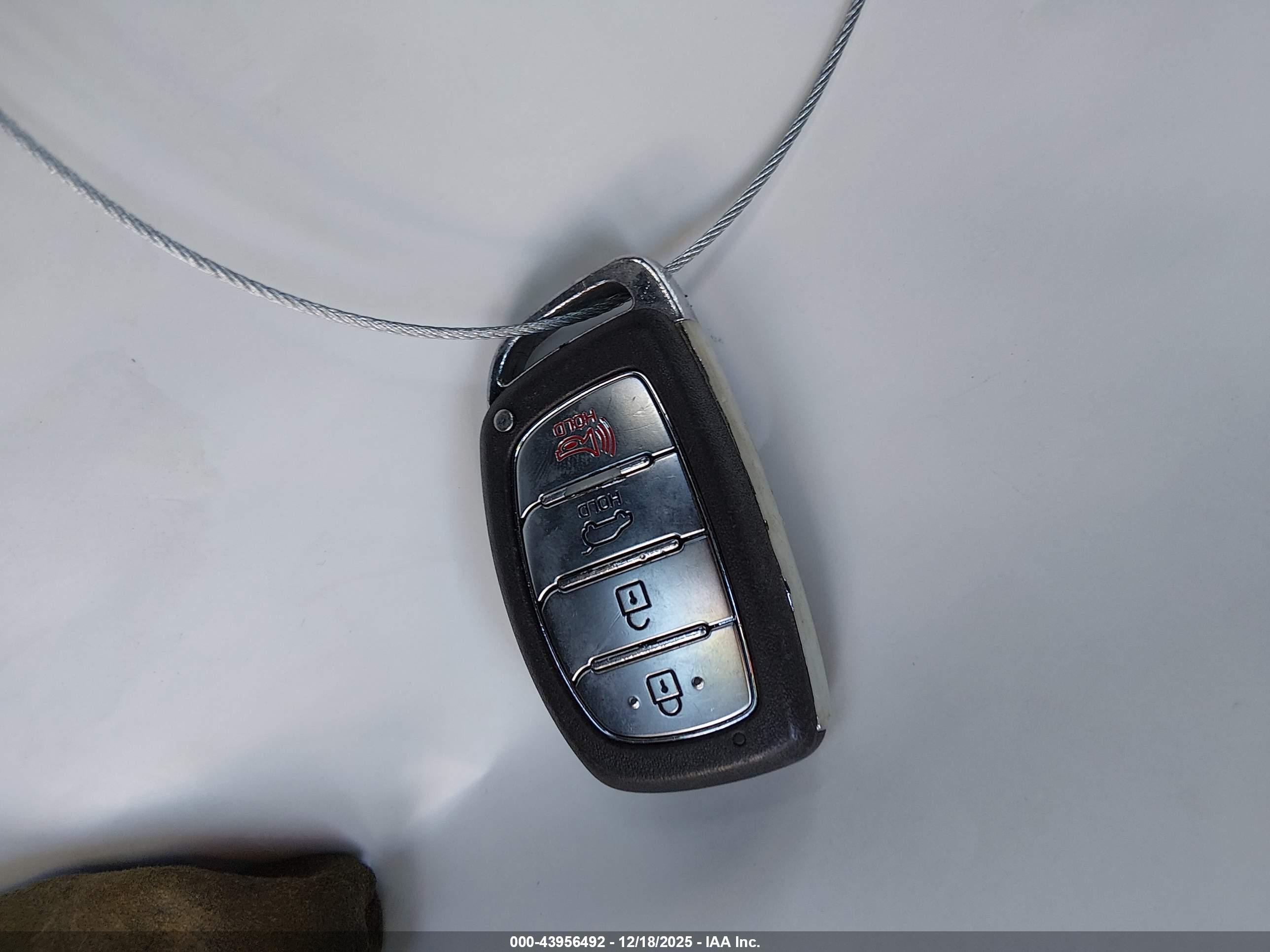 HYUNDAI IONIQ image 11