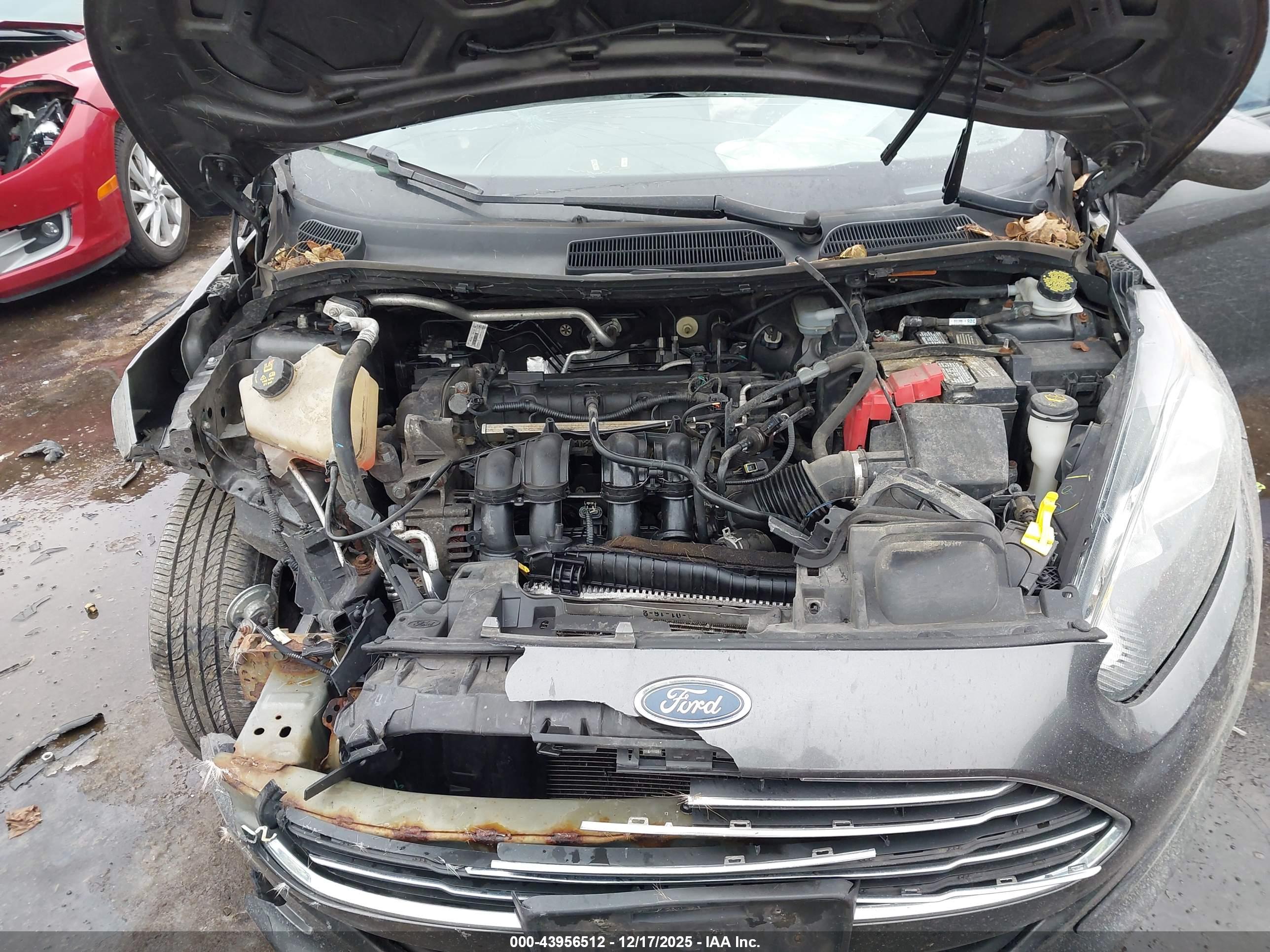 FORD FIESTA image 10