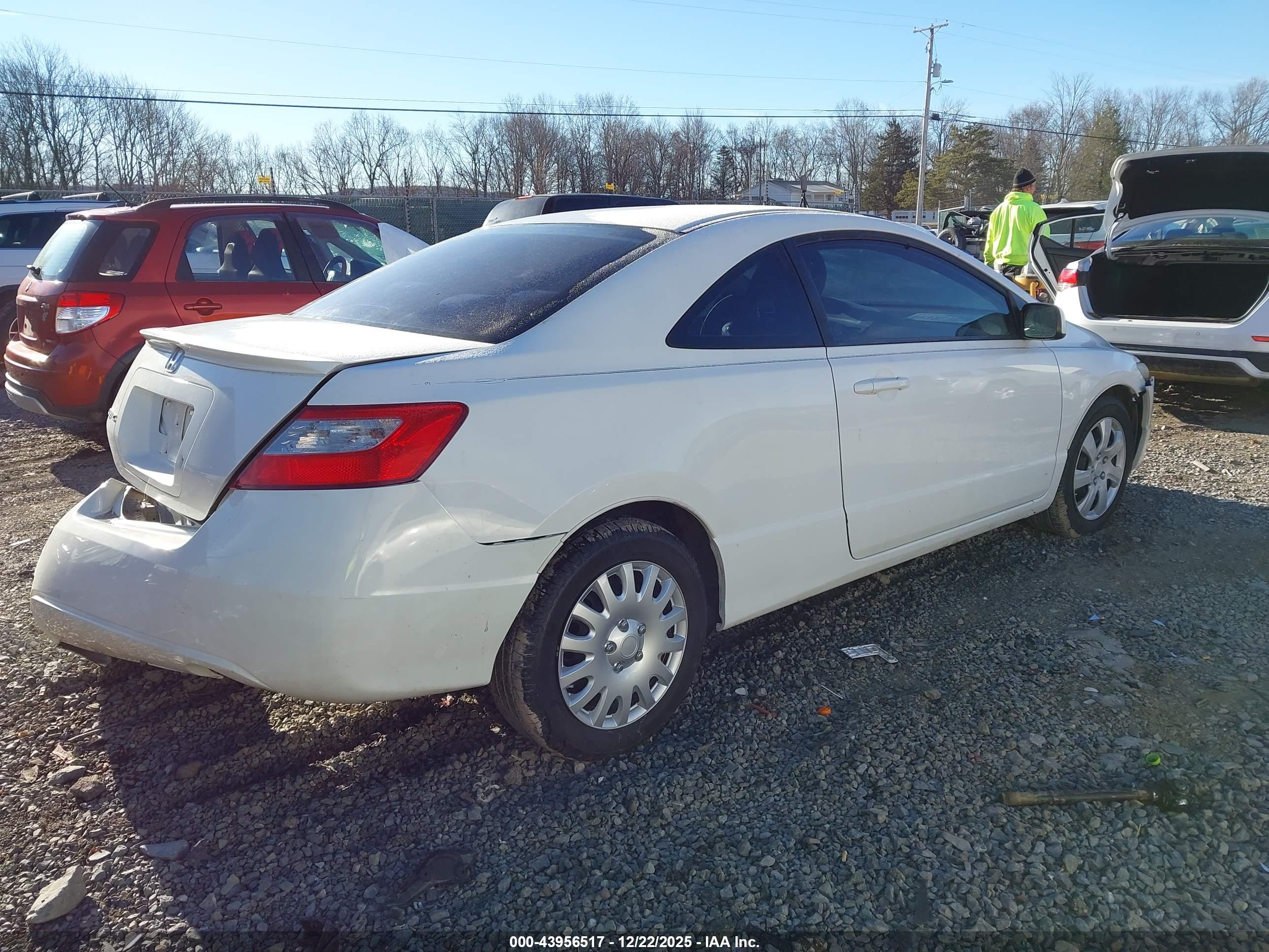 HONDA CIVIC image 4