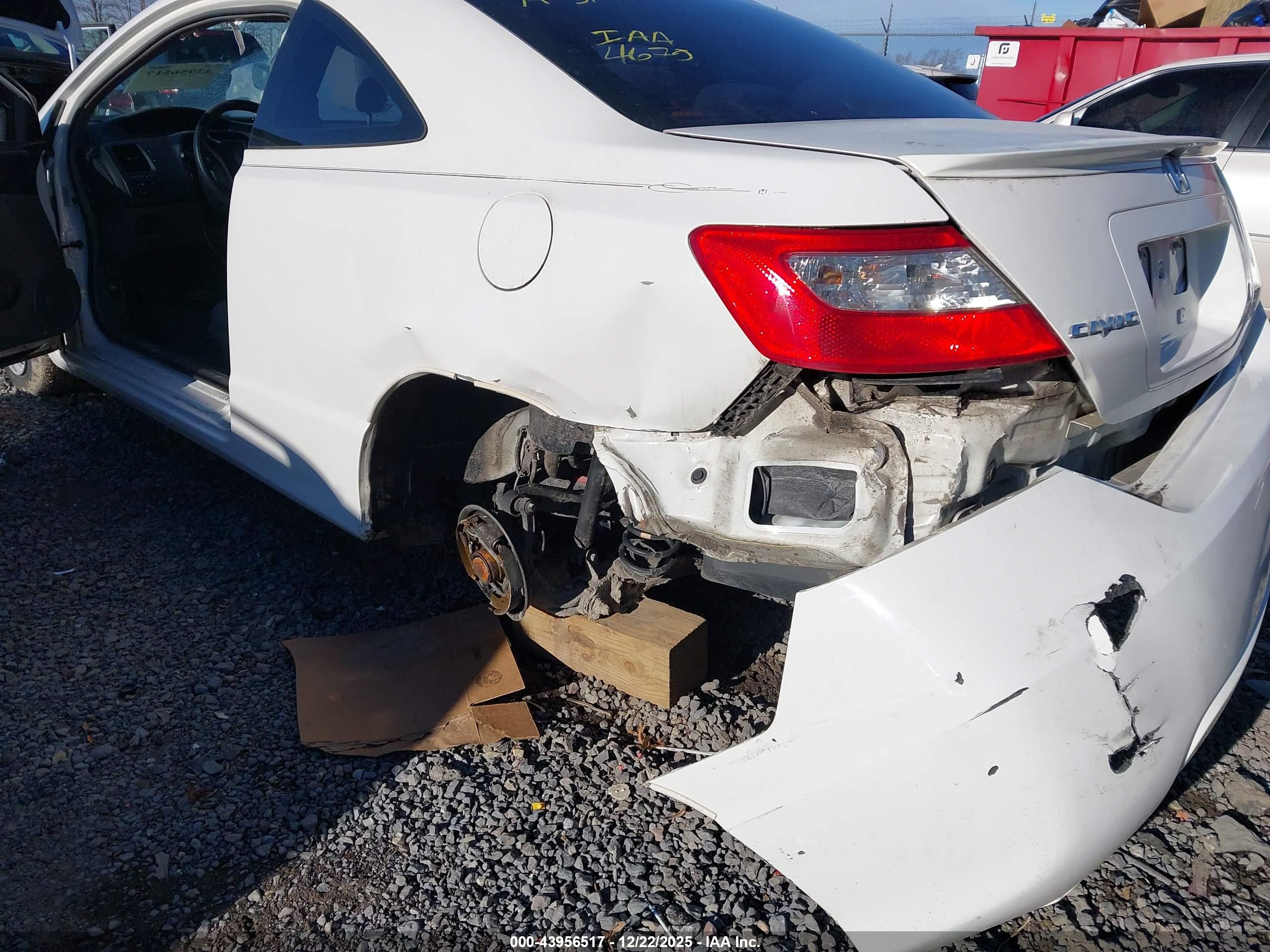 HONDA CIVIC image 6