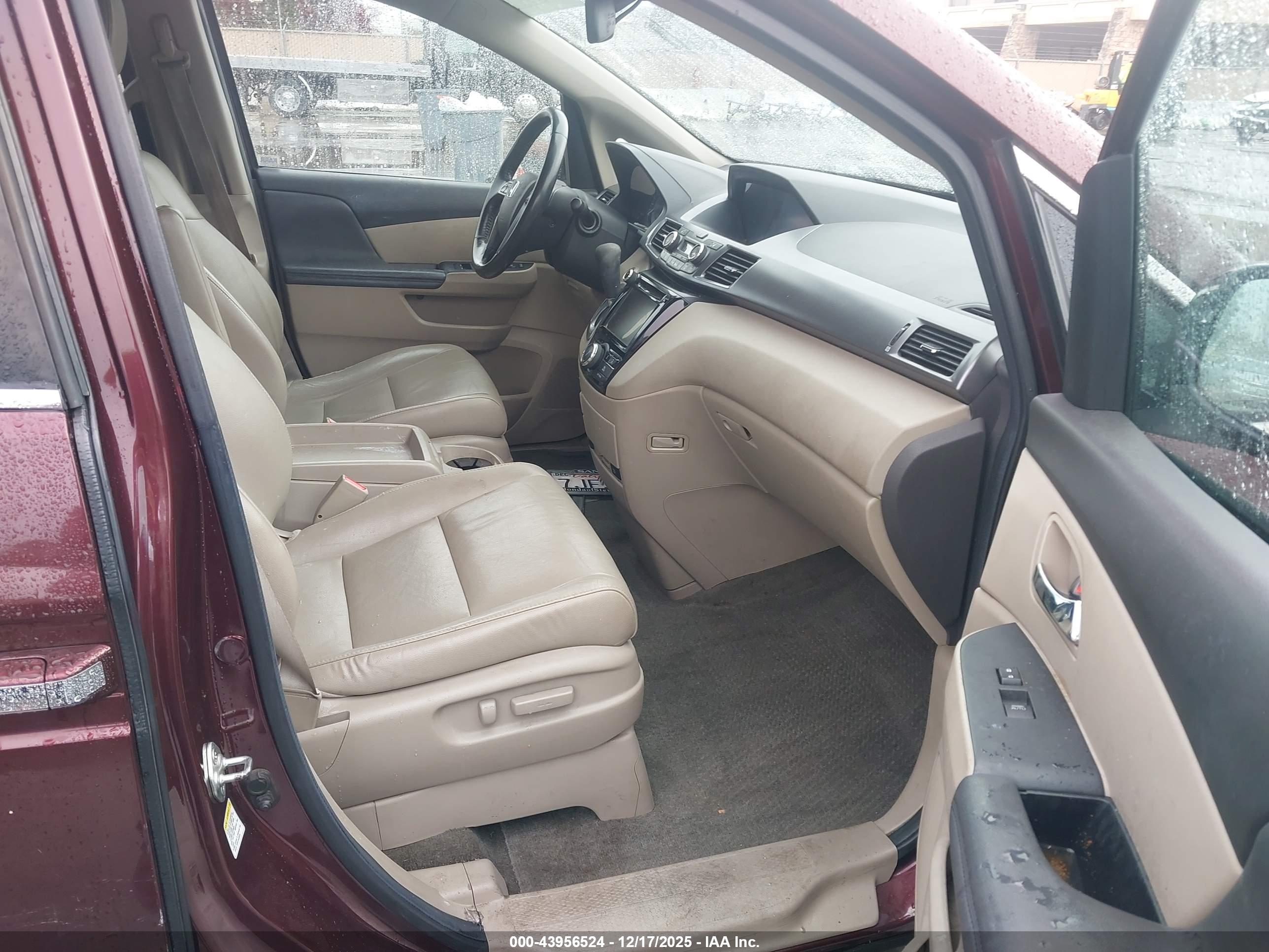 HONDA ODYSSEY image 5