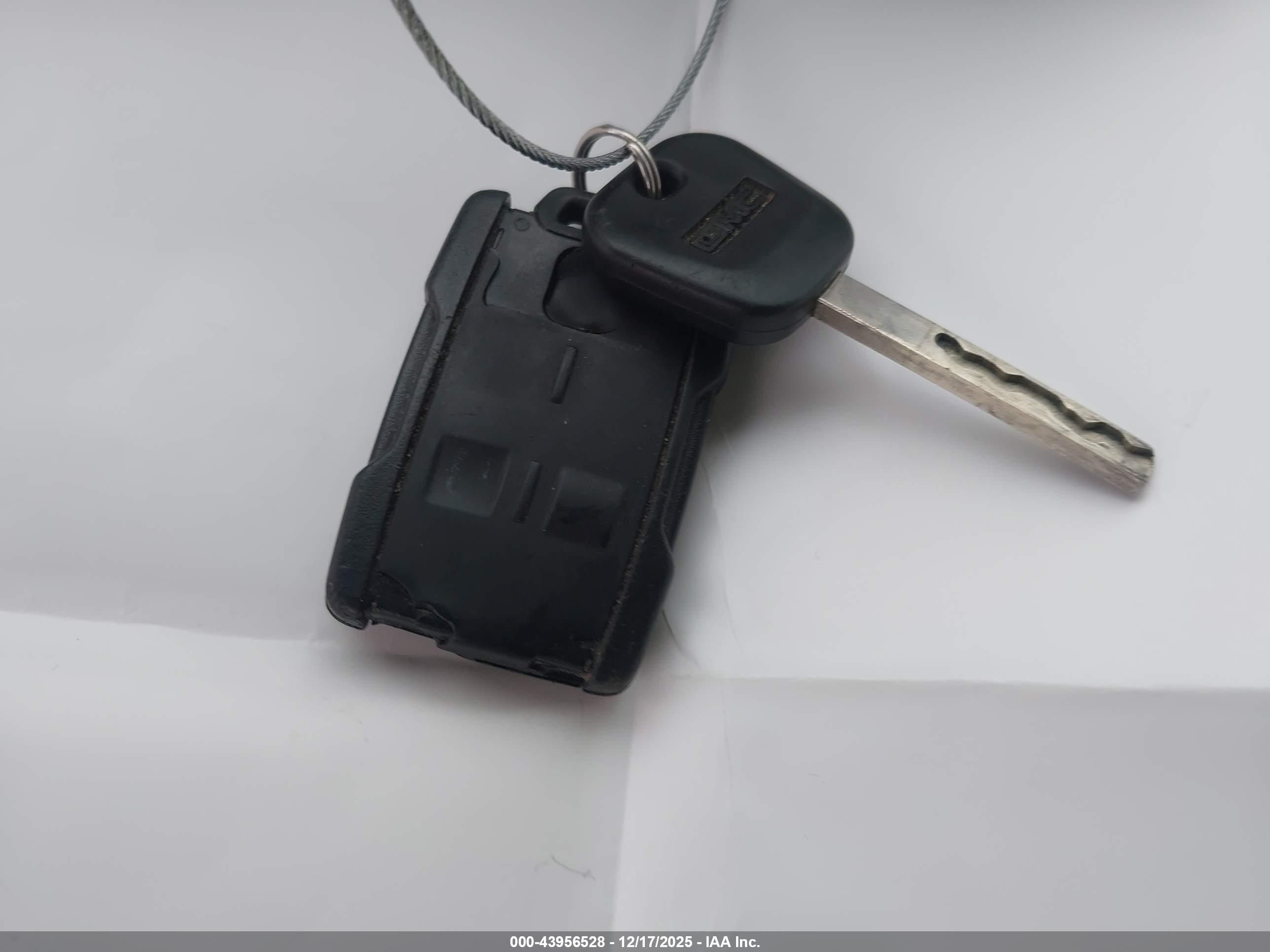 GMC SIERRA image 11