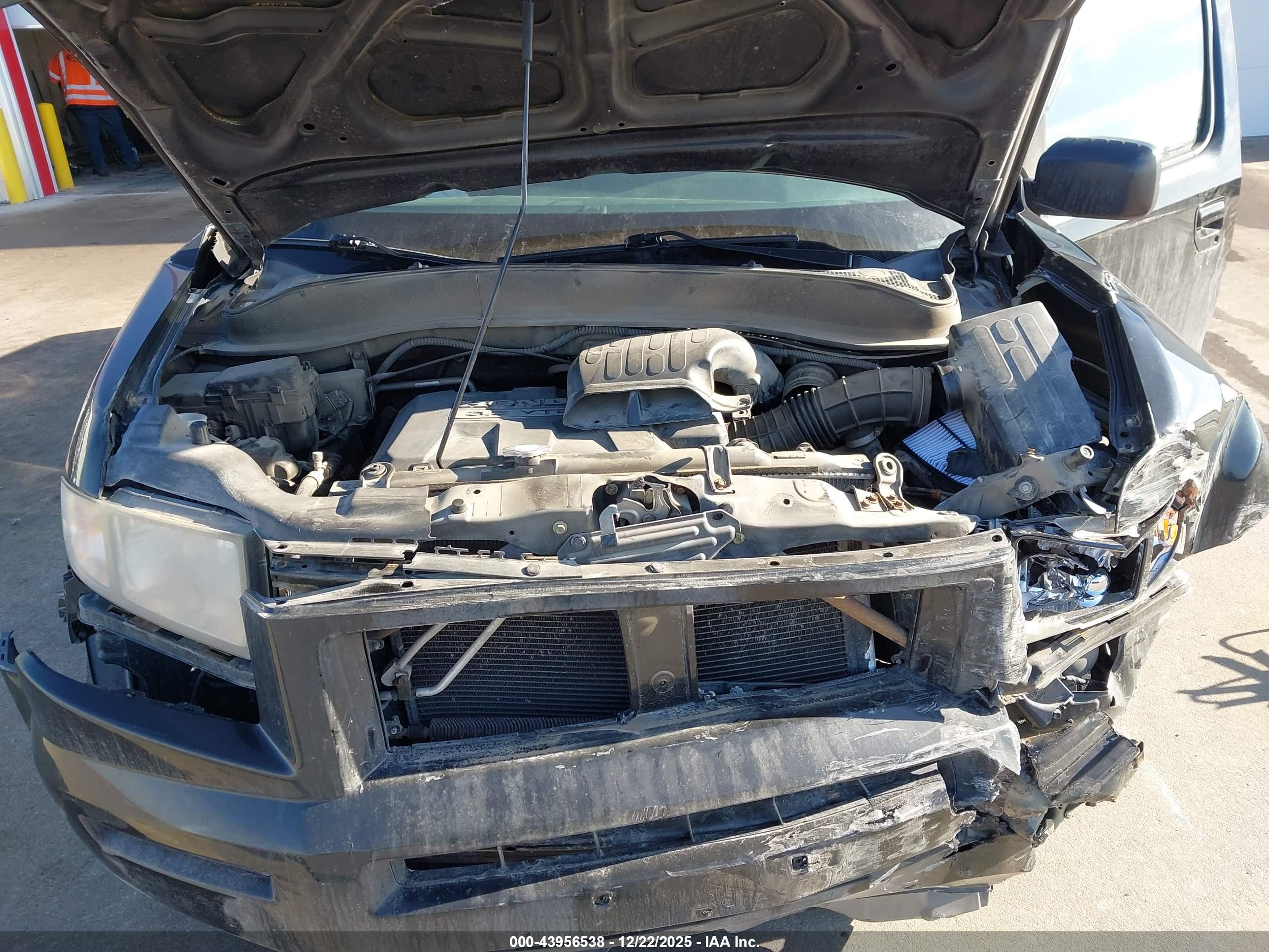 HONDA RIDGELINE image 10