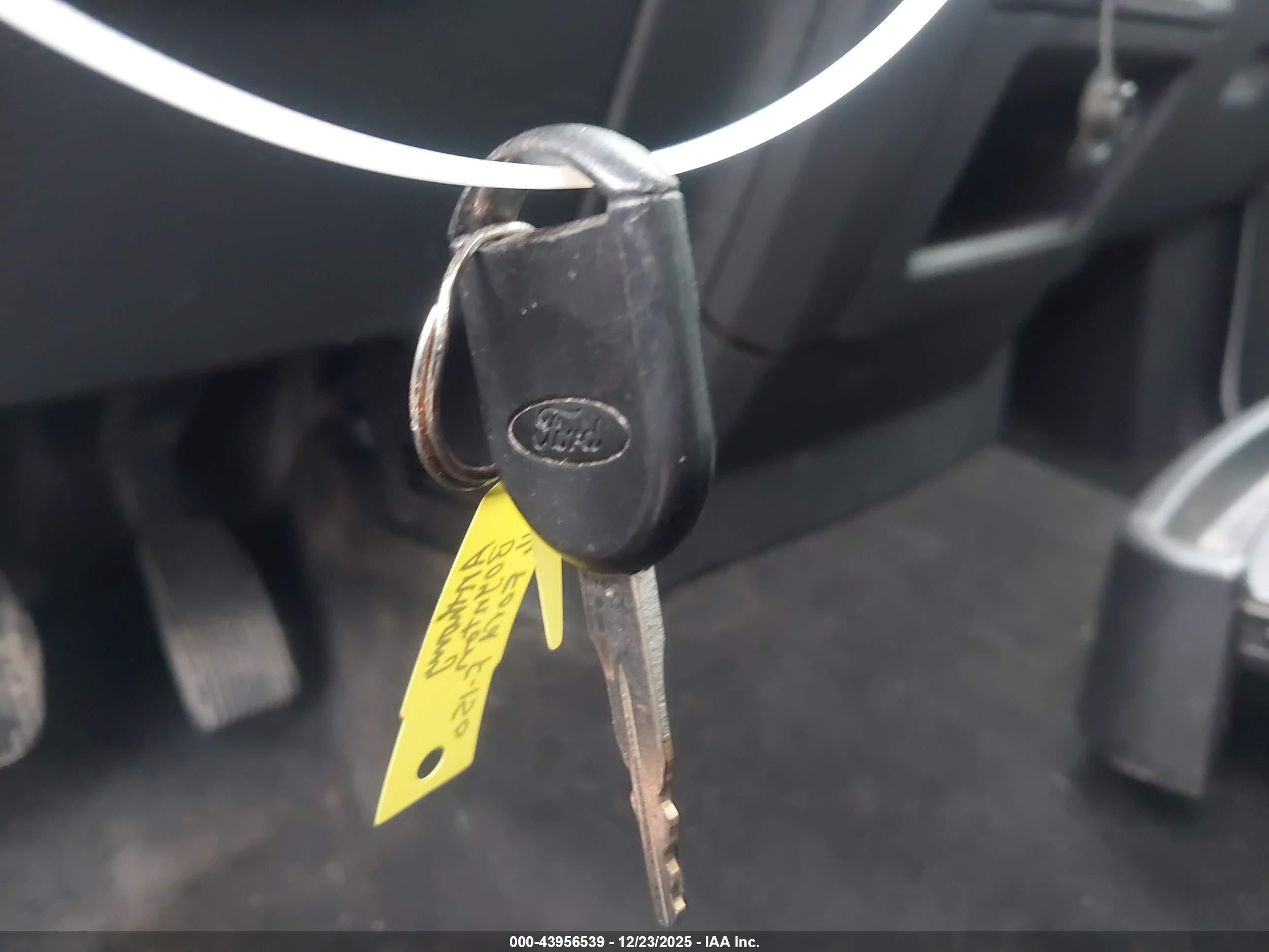 FORD F-150 image 11
