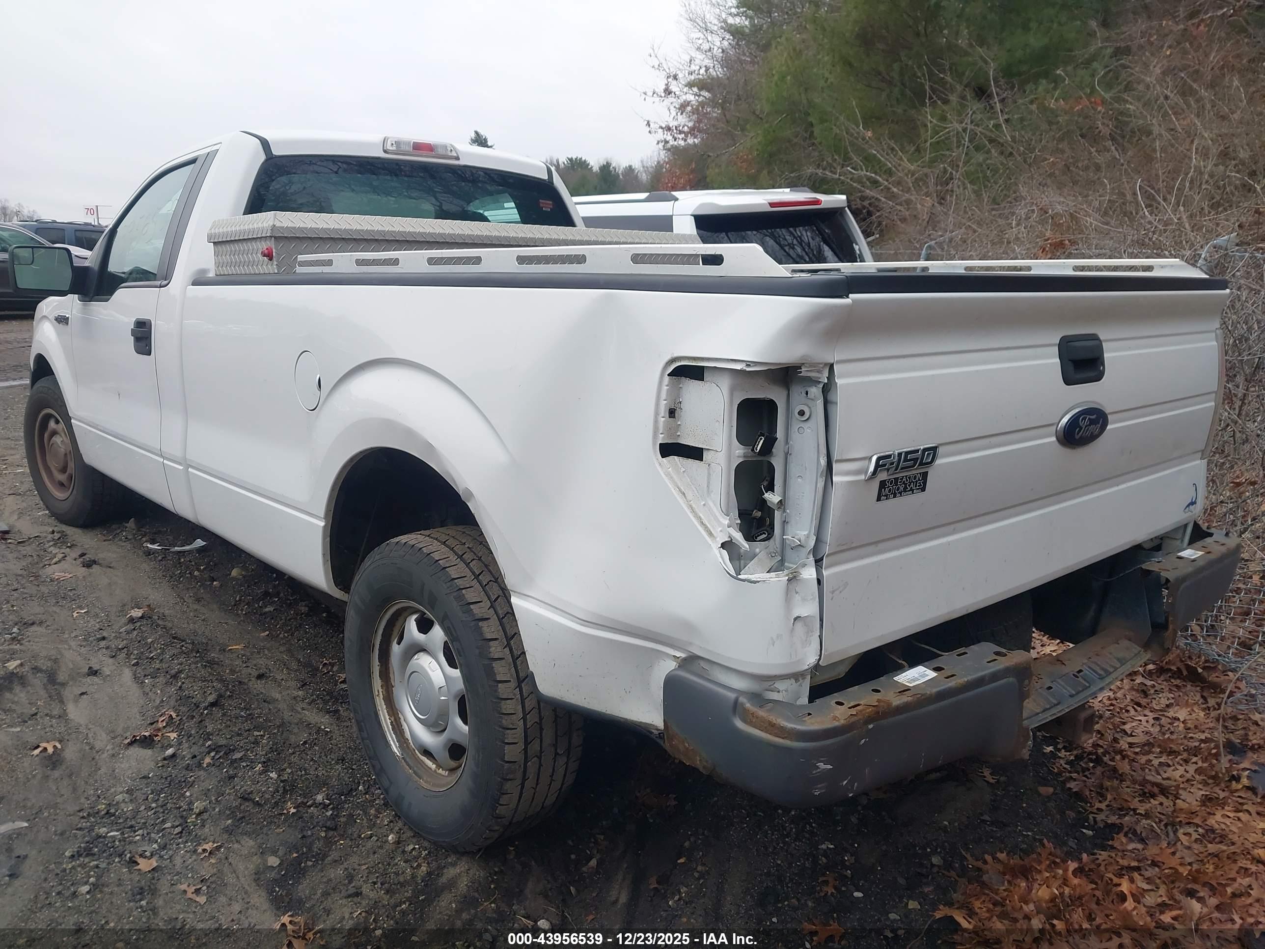 FORD F-150 image 3