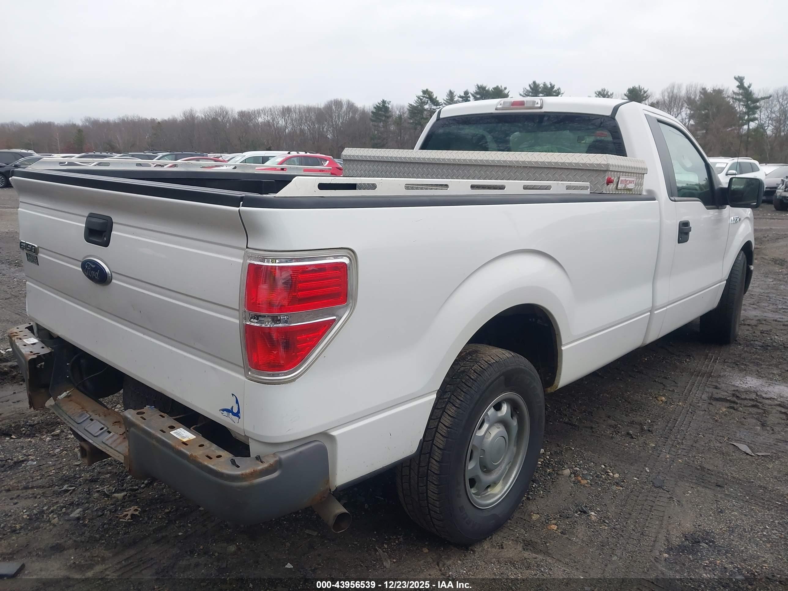 FORD F-150 image 4