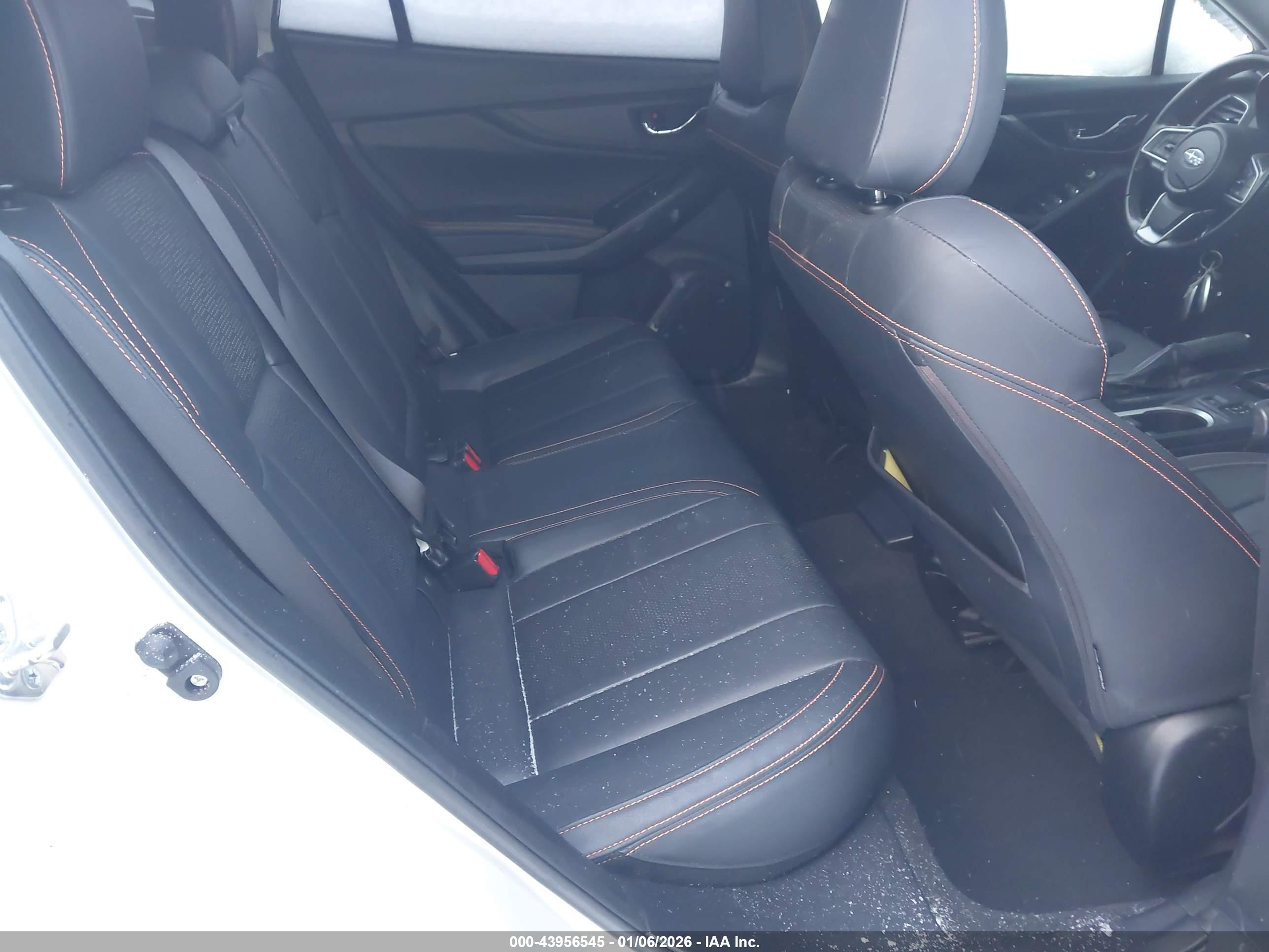 SUBARU CROSSTREK image 8