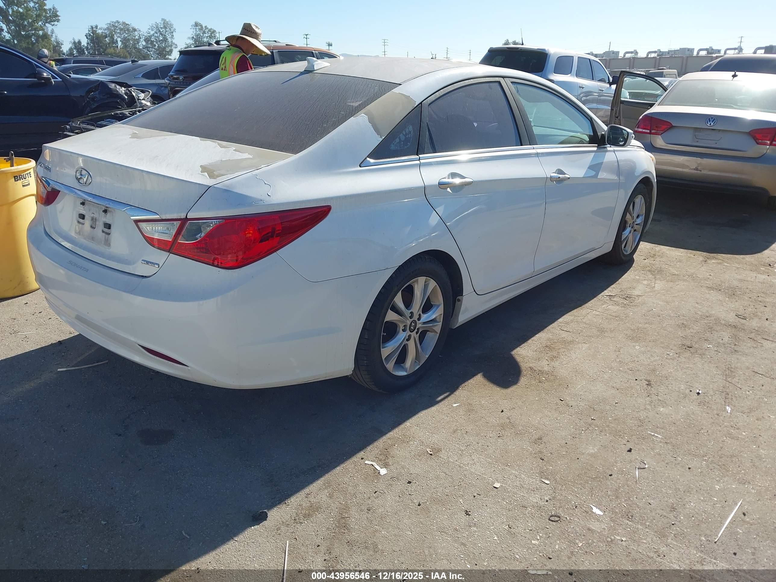 HYUNDAI SONATA image 4