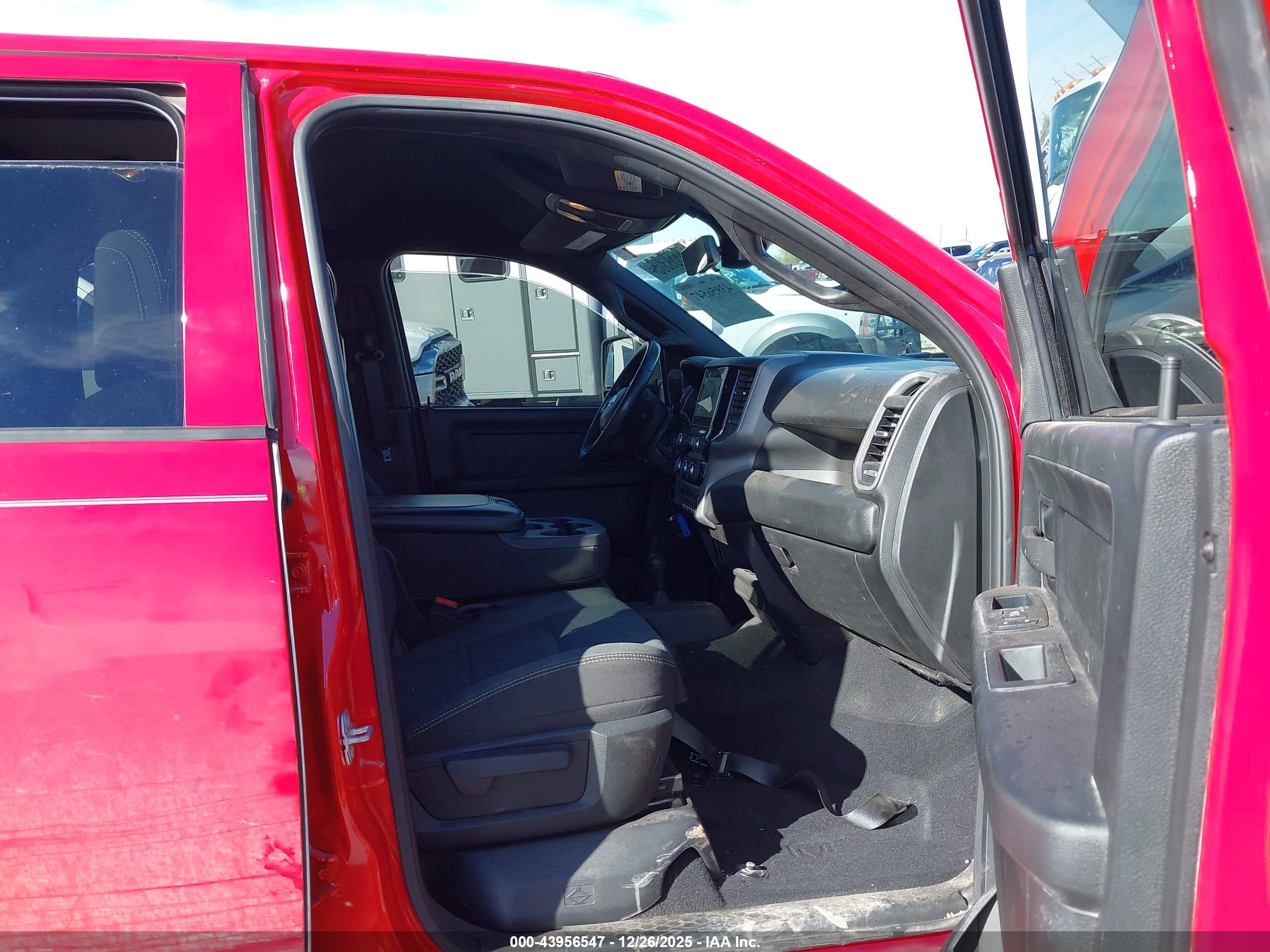 RAM 3500 image 5