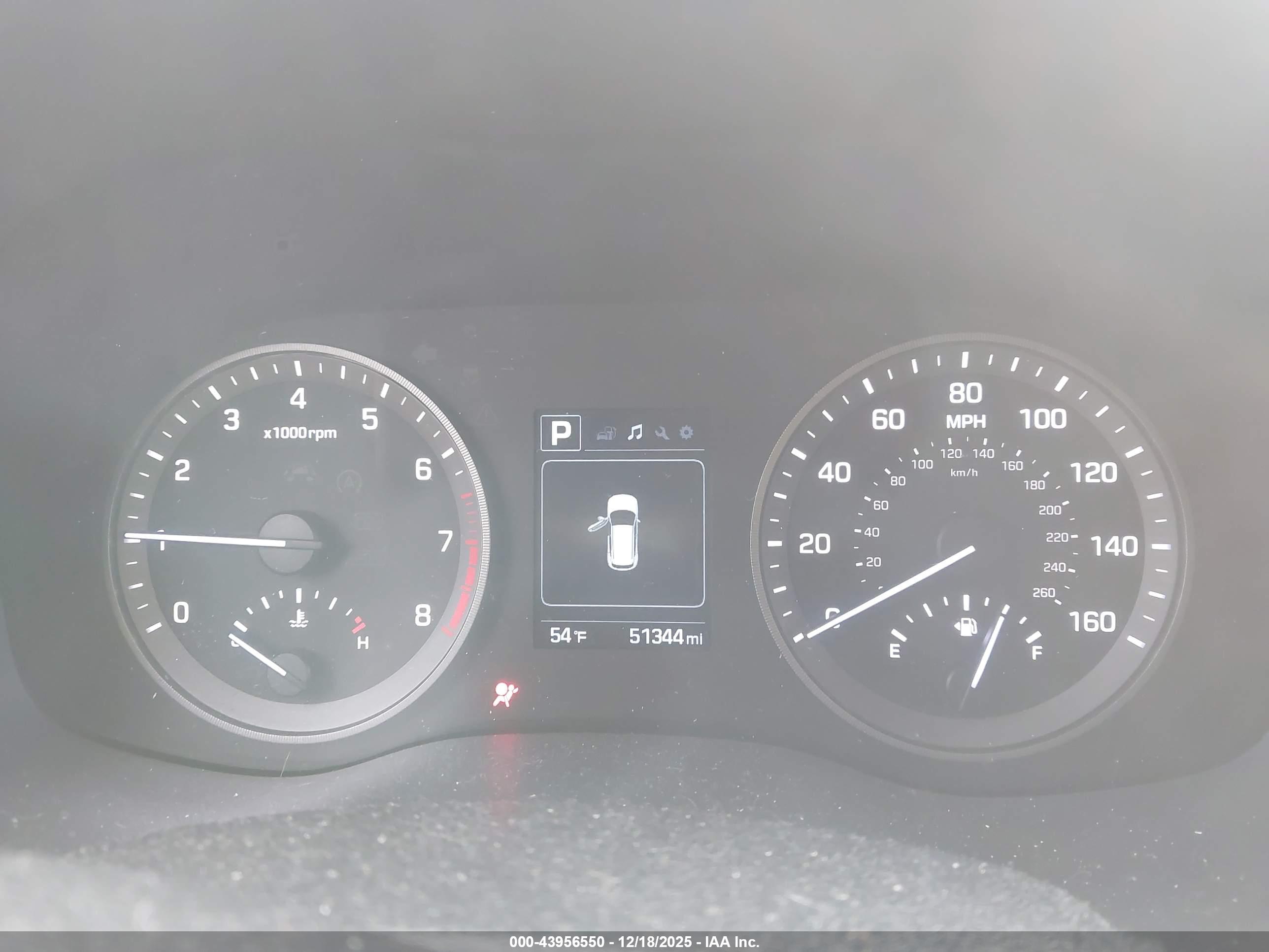 HYUNDAI TUCSON image 7
