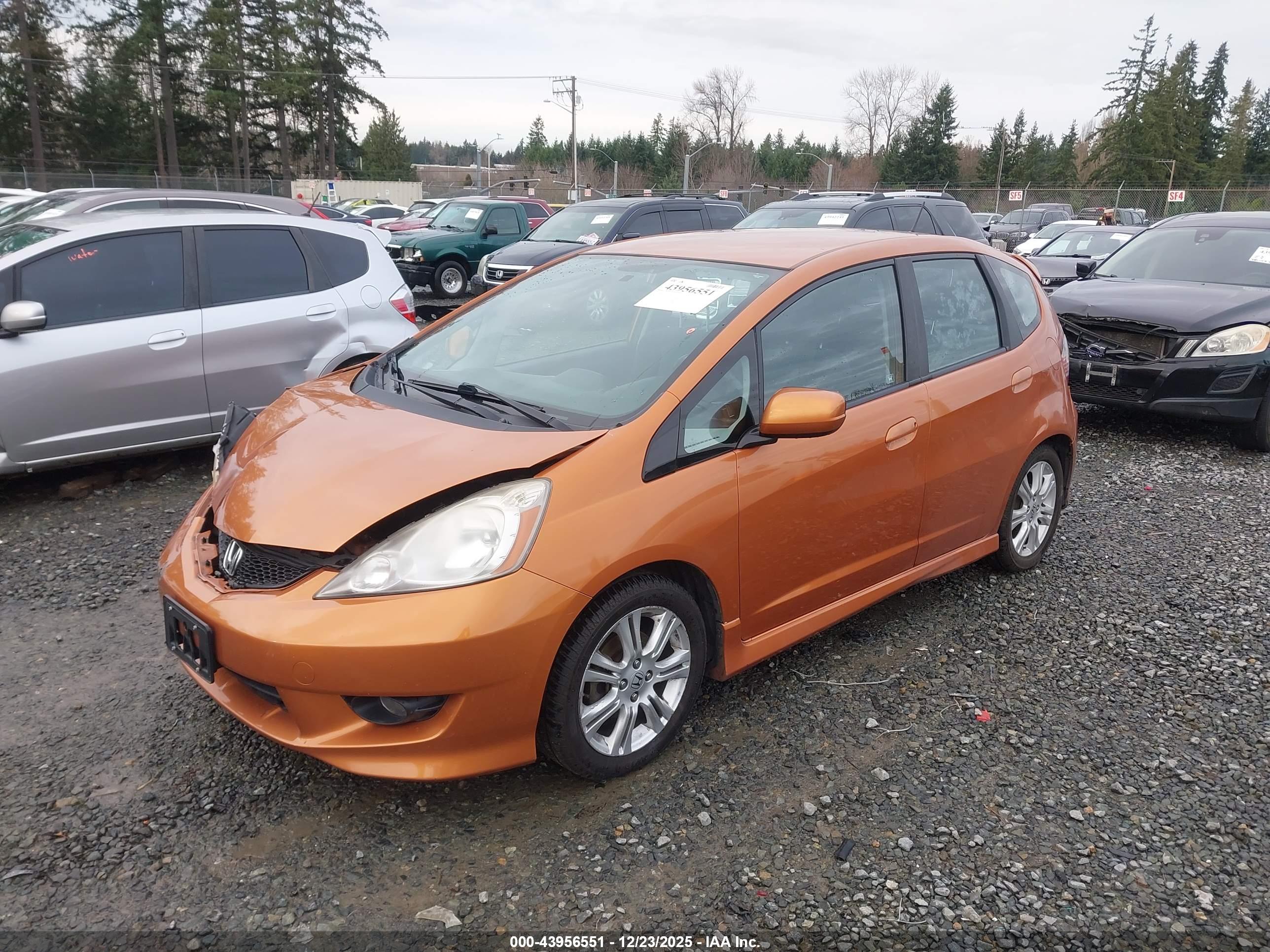 HONDA FIT image 2