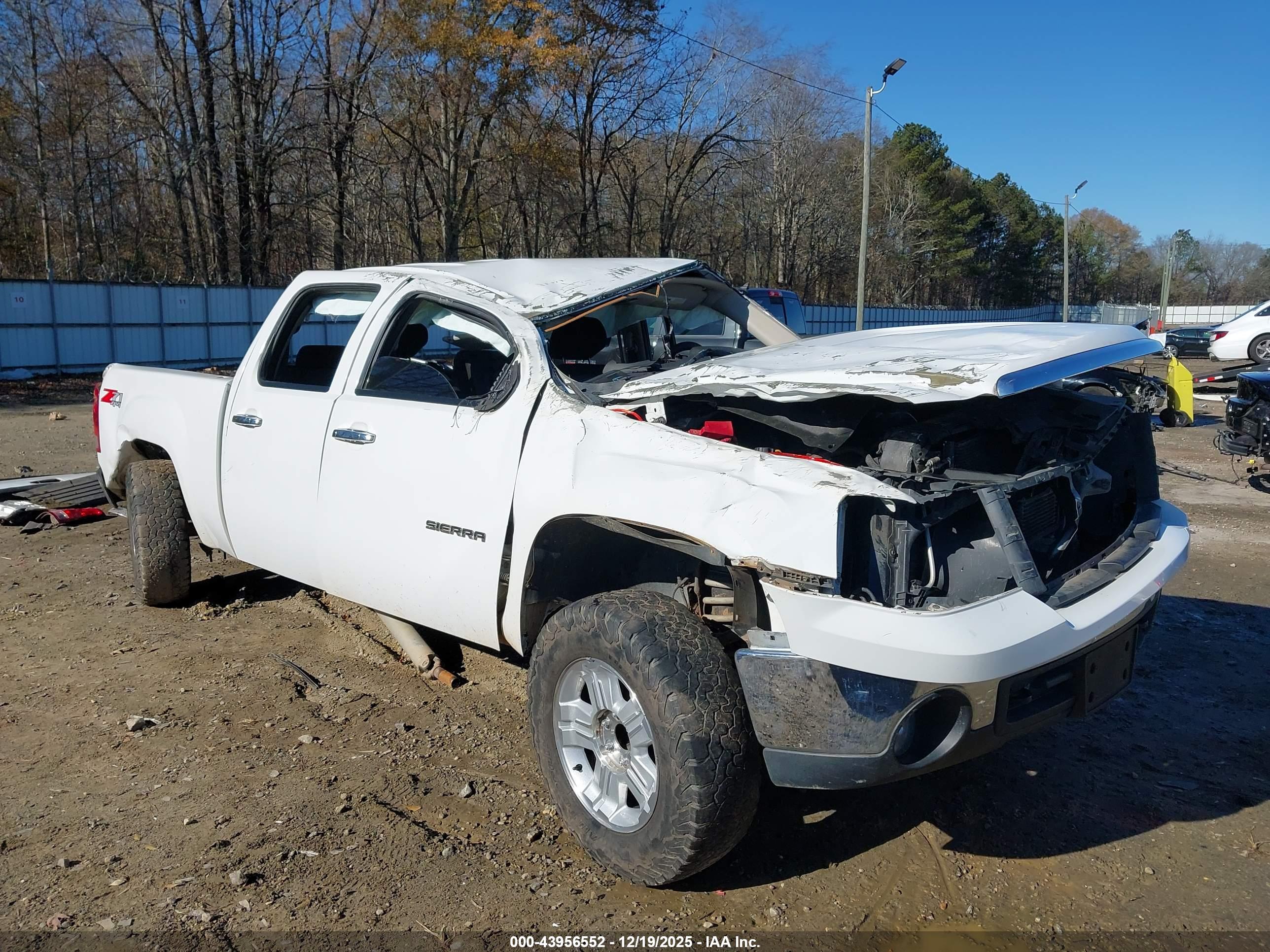 GMC SIERRA image 6