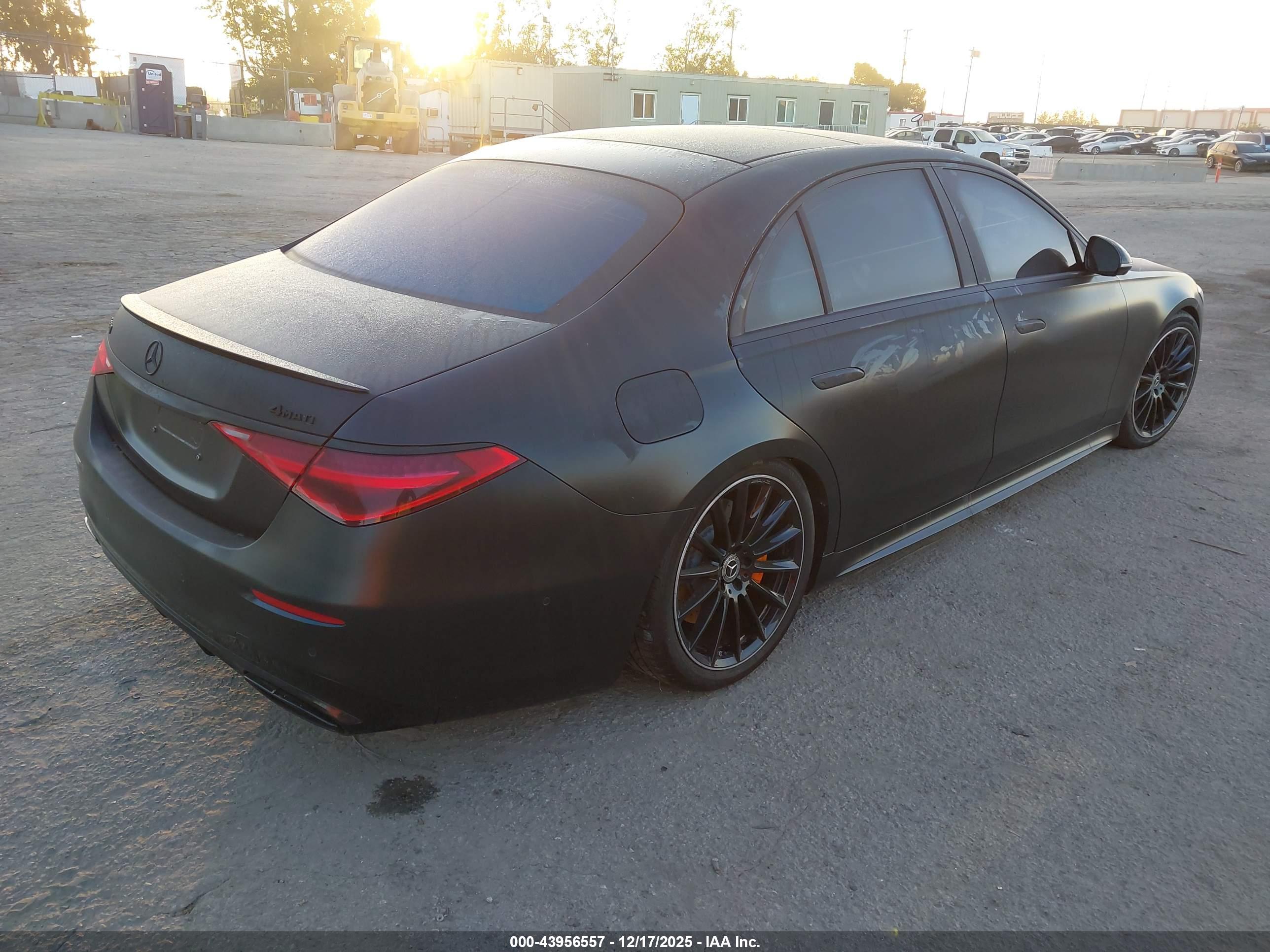MERCEDES-BENZ S image 4