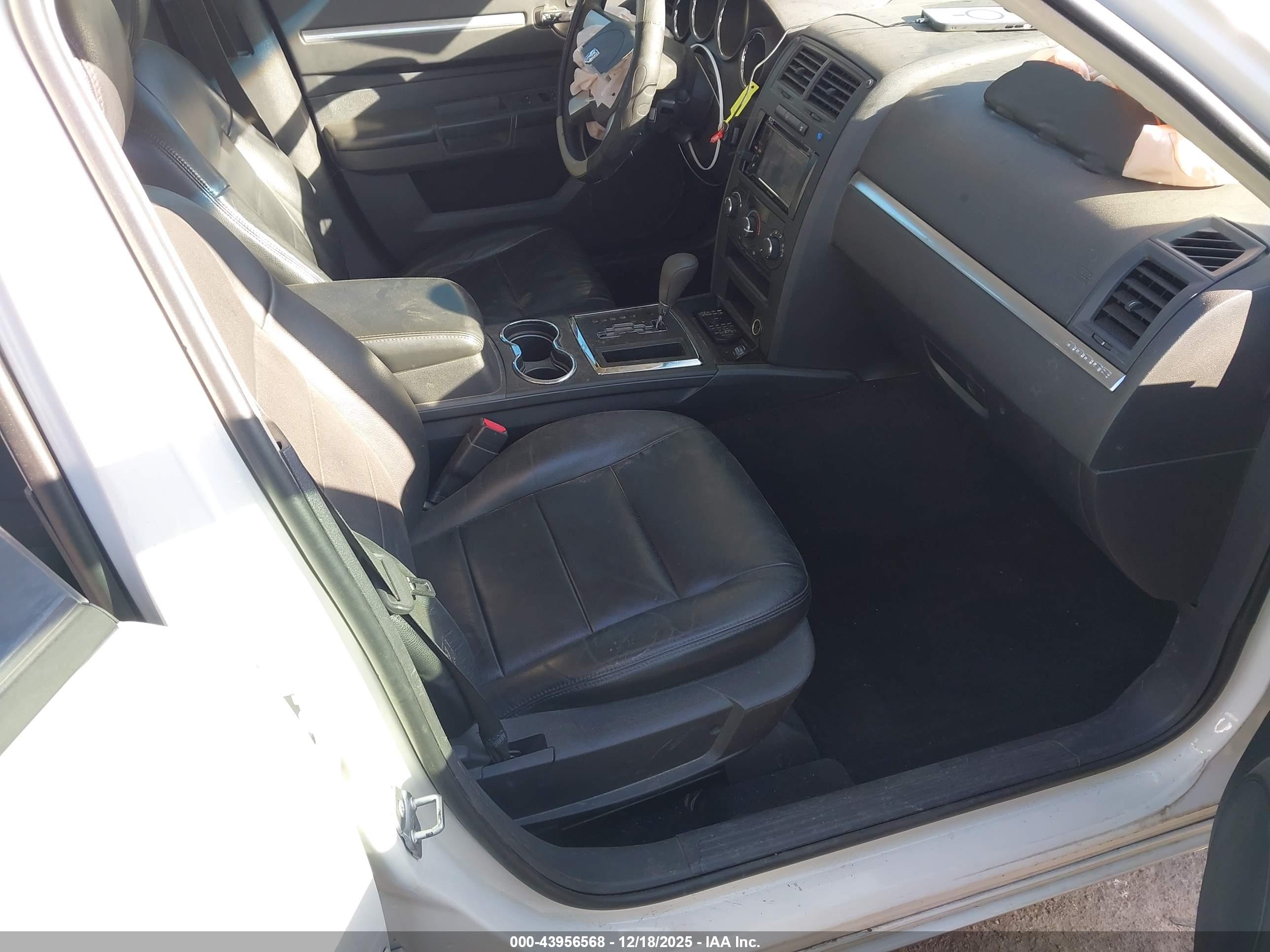 DODGE CHARGER image 5