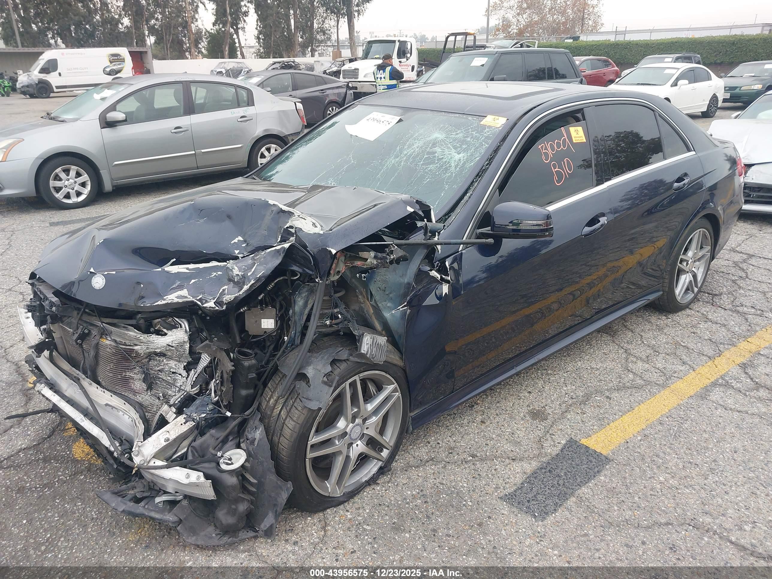 MERCEDES-BENZ E image 2