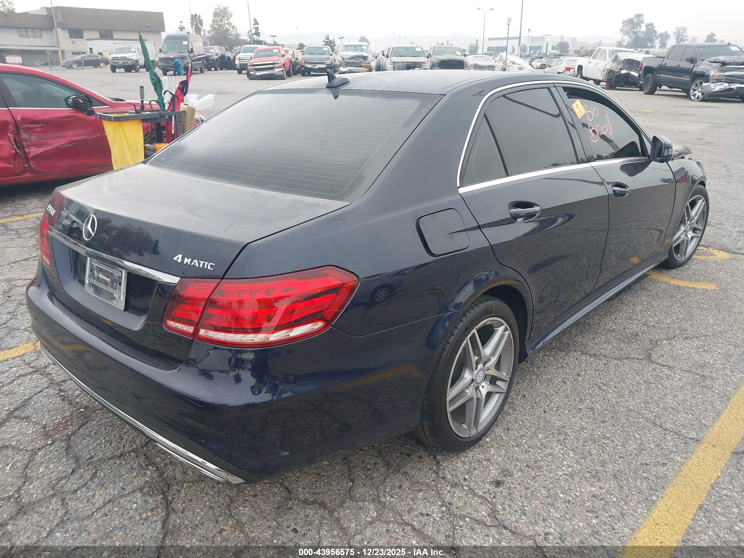MERCEDES-BENZ E image 4