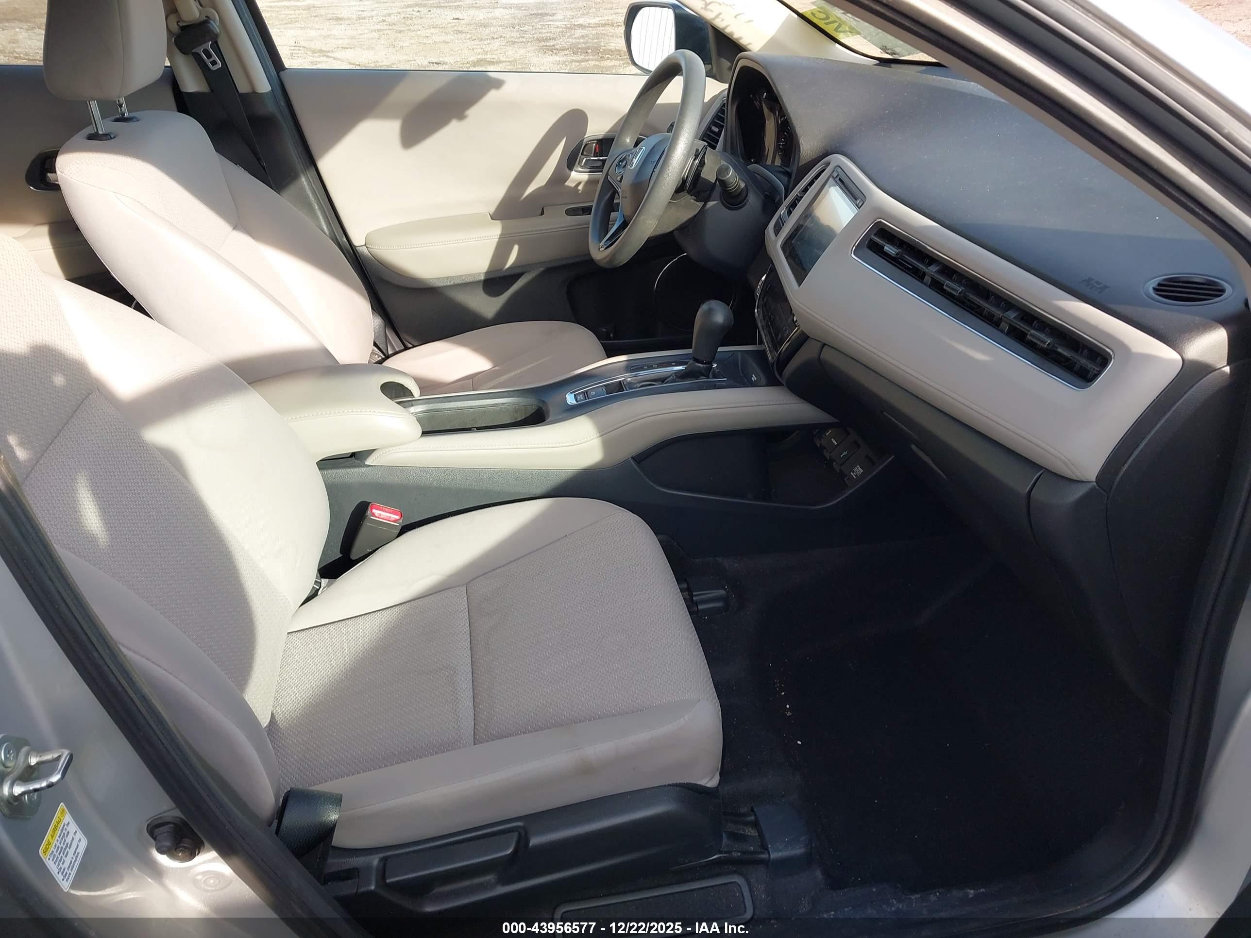 HONDA HR-V image 5