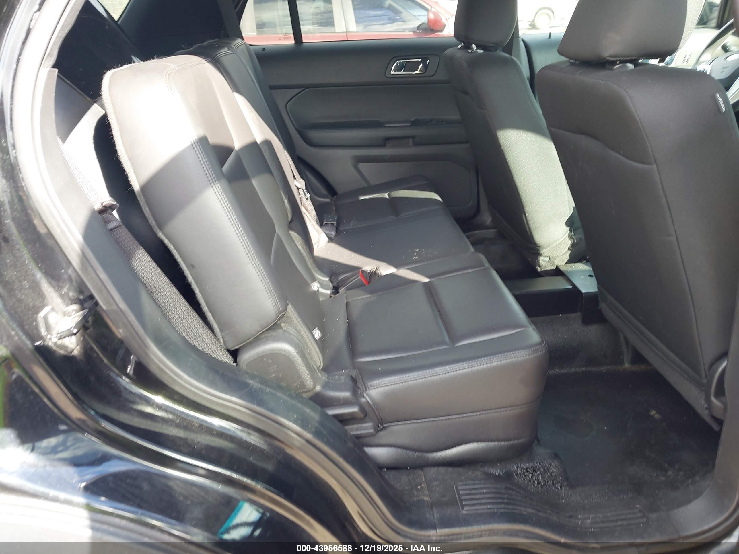 FORD UTILITY image 8
