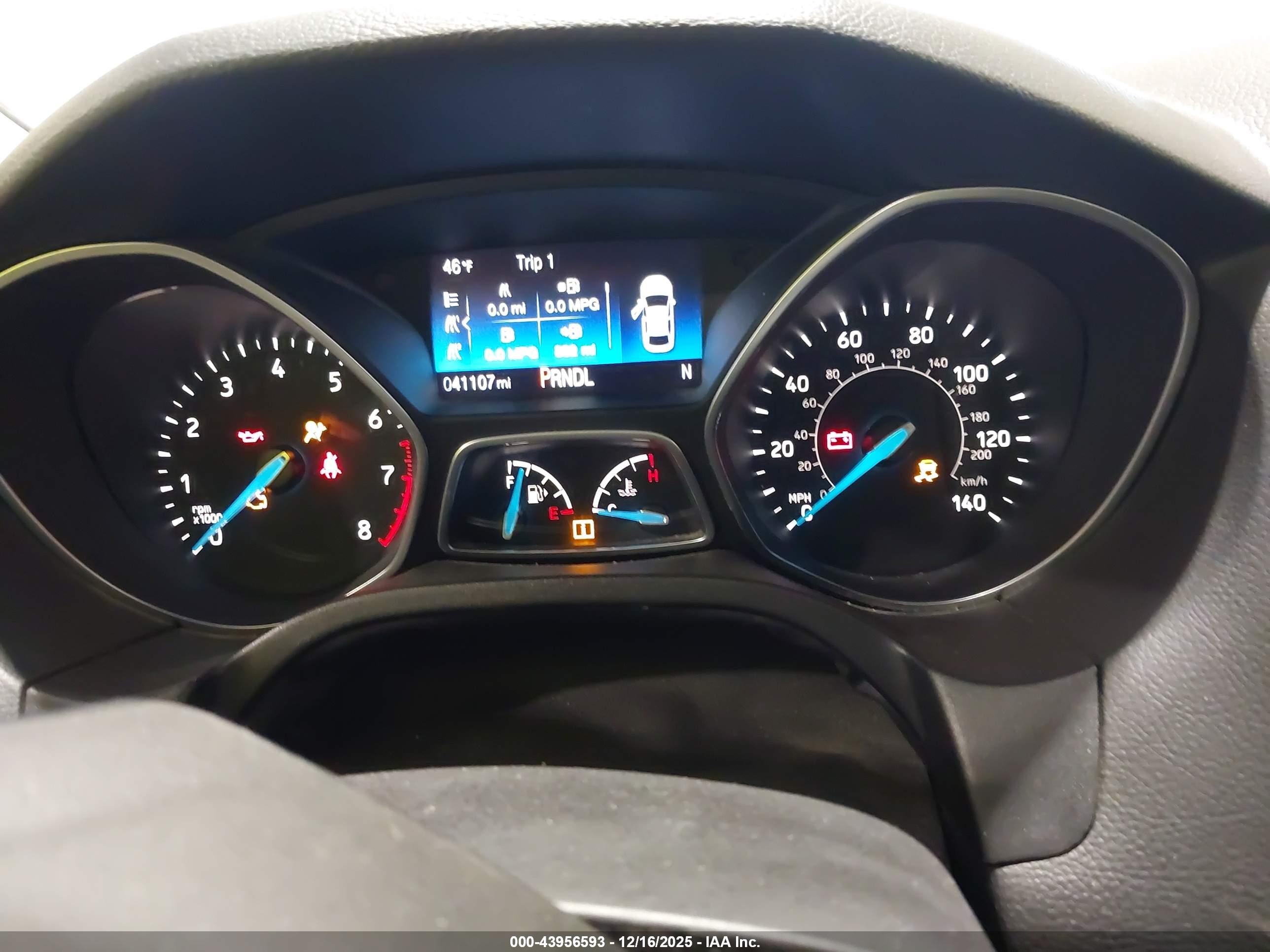 FORD FOCUS image 7
