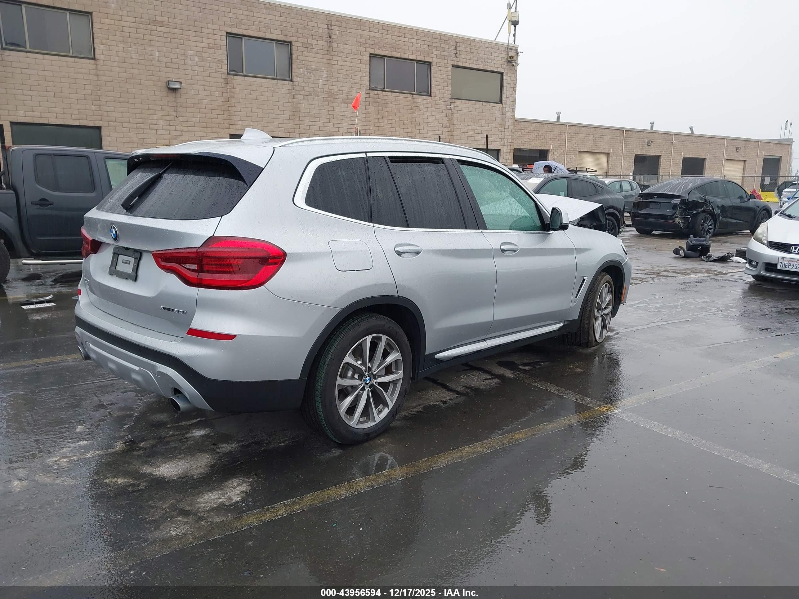 BMW X3 image 4
