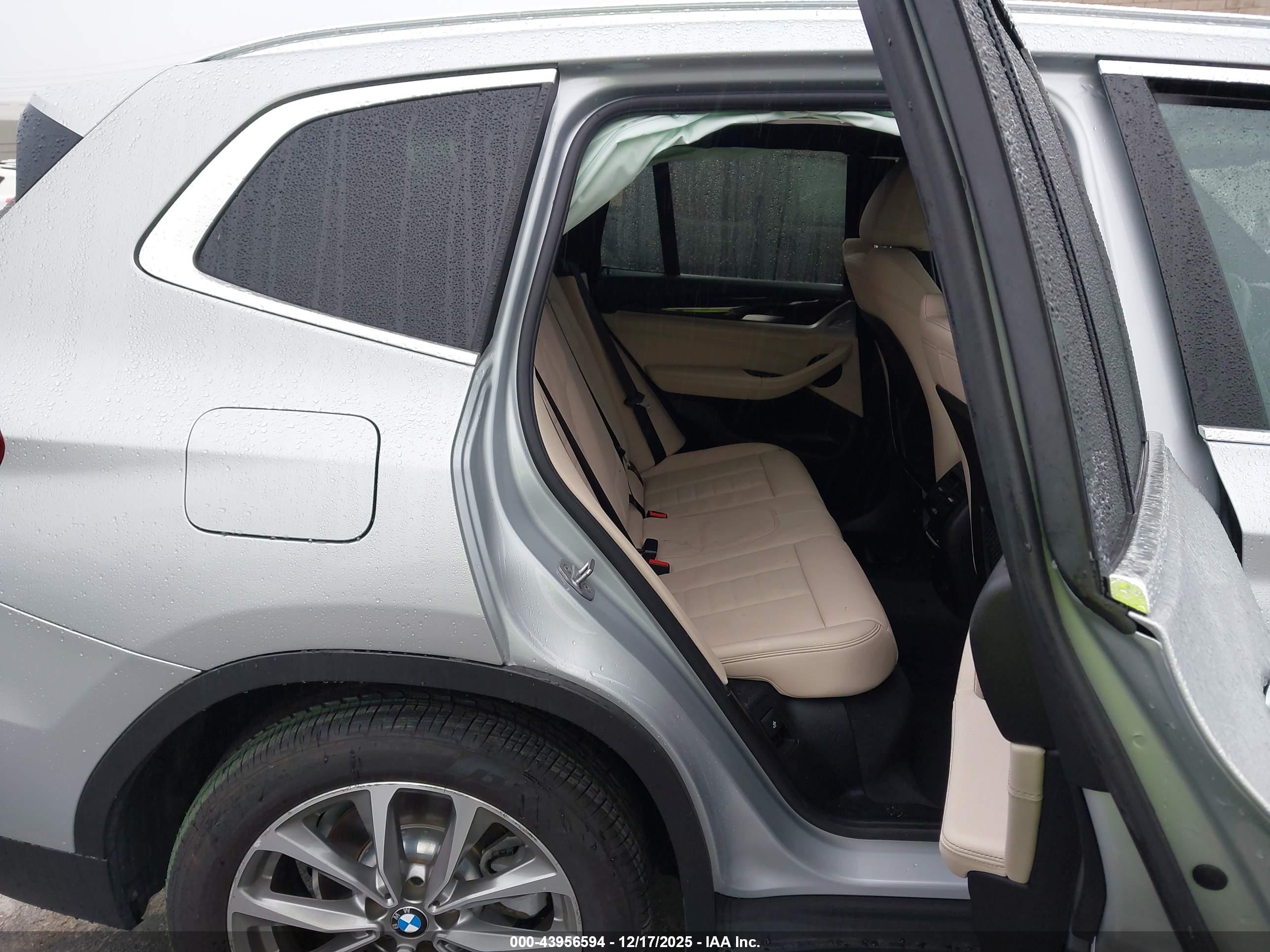 BMW X3 image 8
