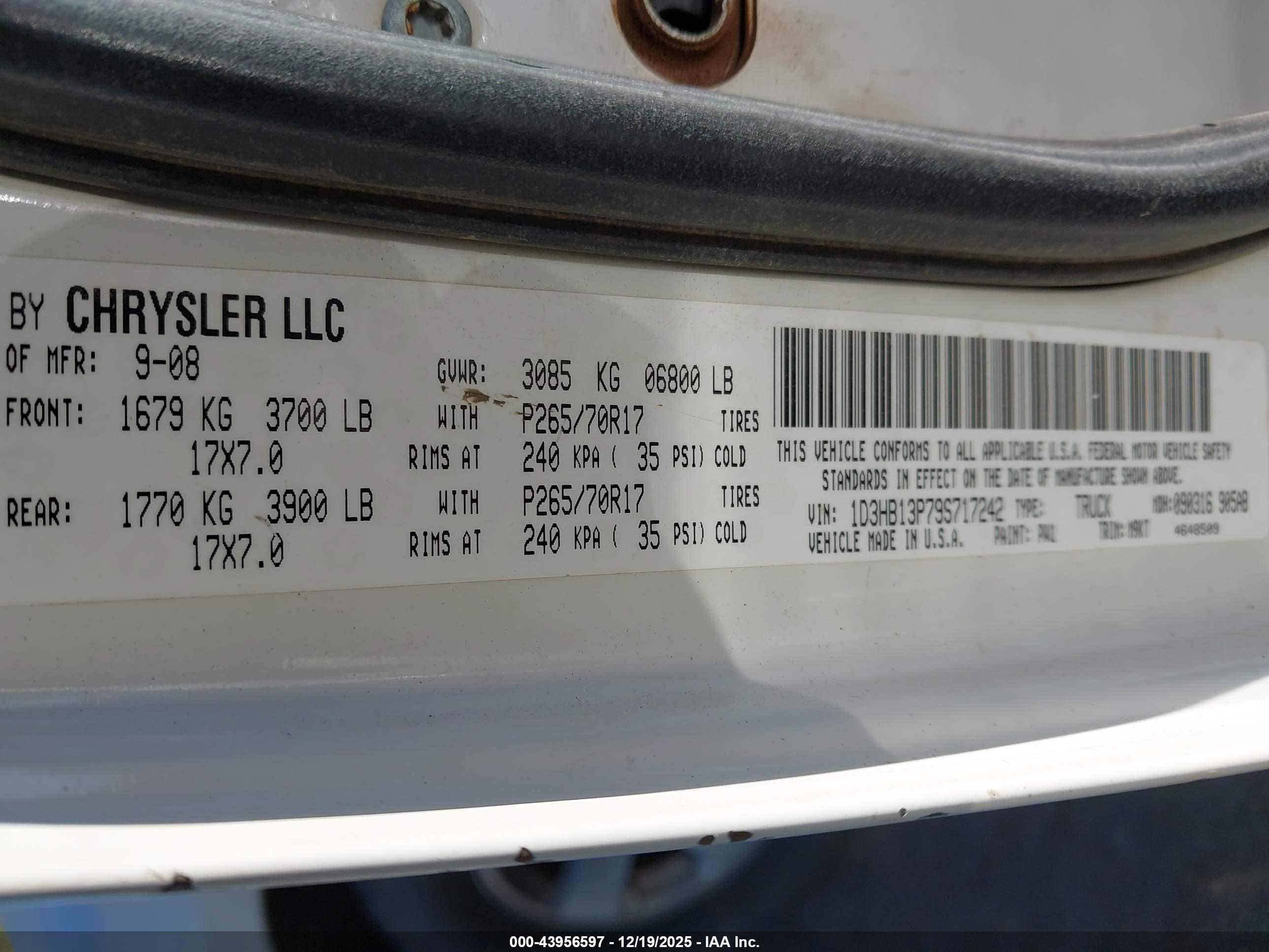 DODGE RAM image 9