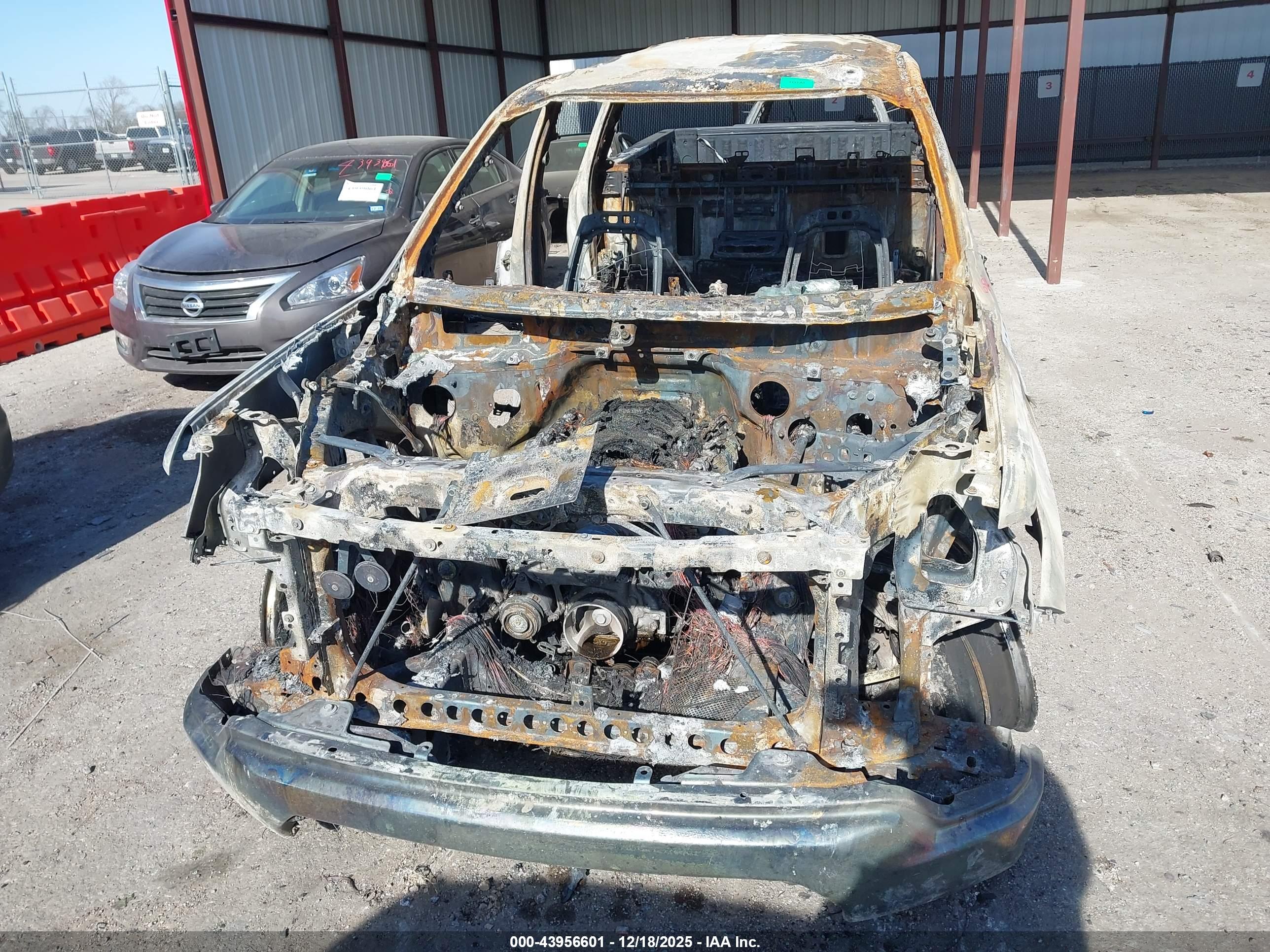 GMC SIERRA image 6