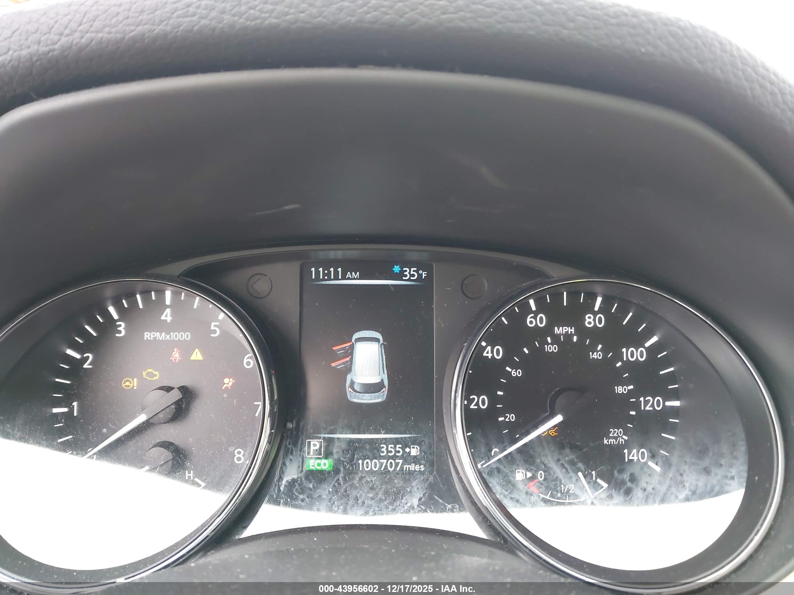 NISSAN ROGUE image 7