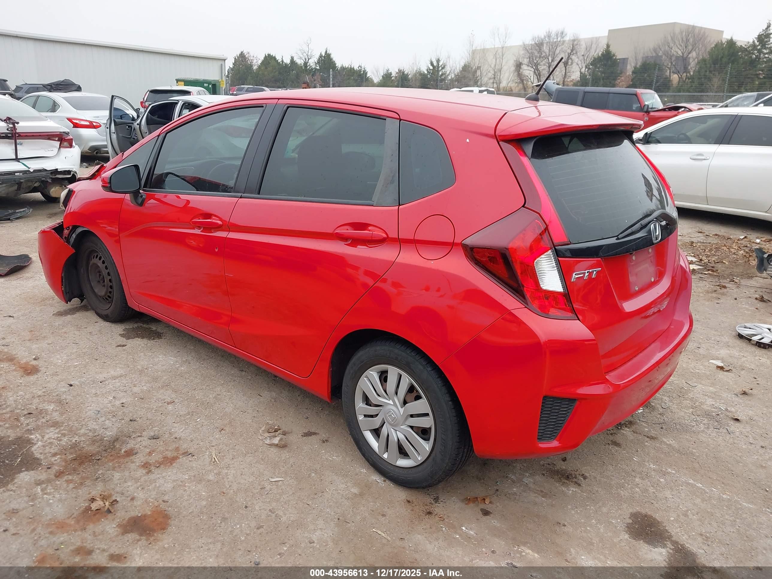 HONDA FIT image 3