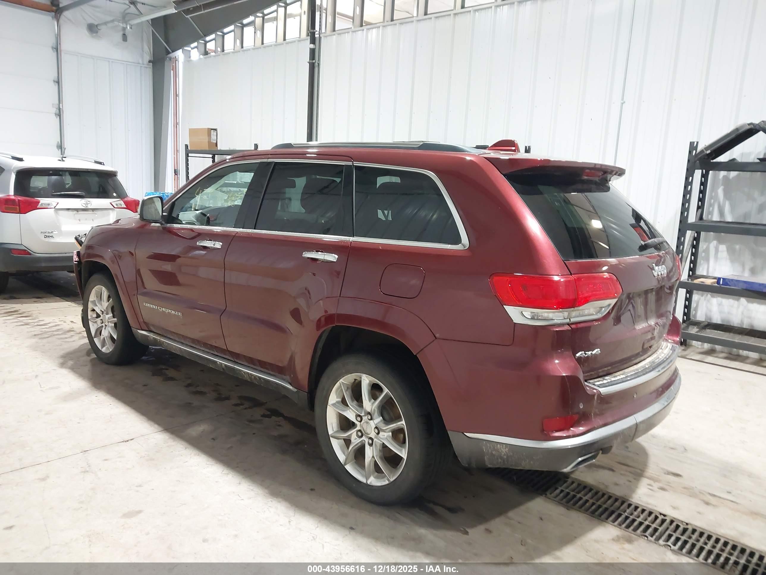 JEEP GRAND image 3