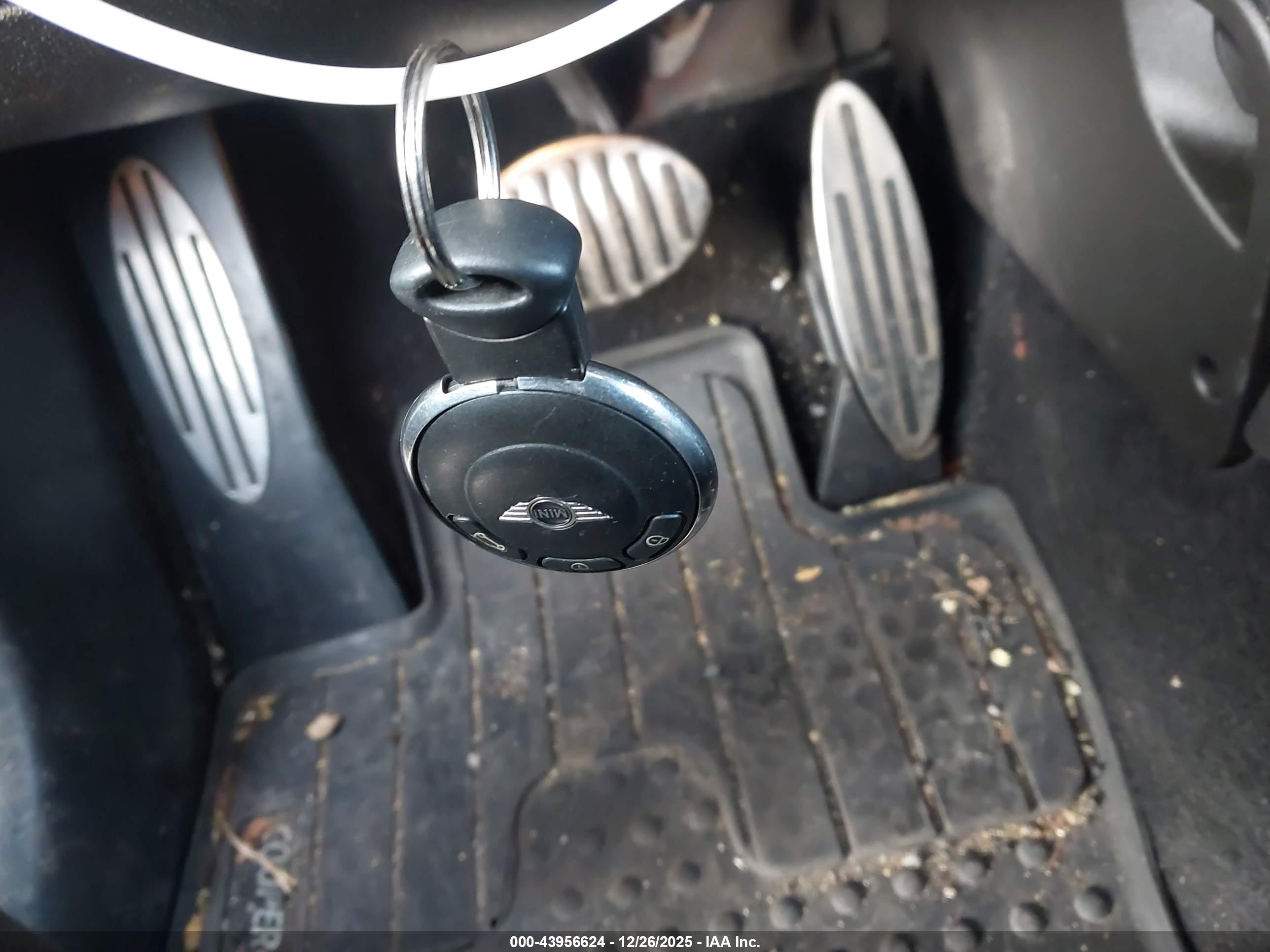 MINI PACEMAN image 11