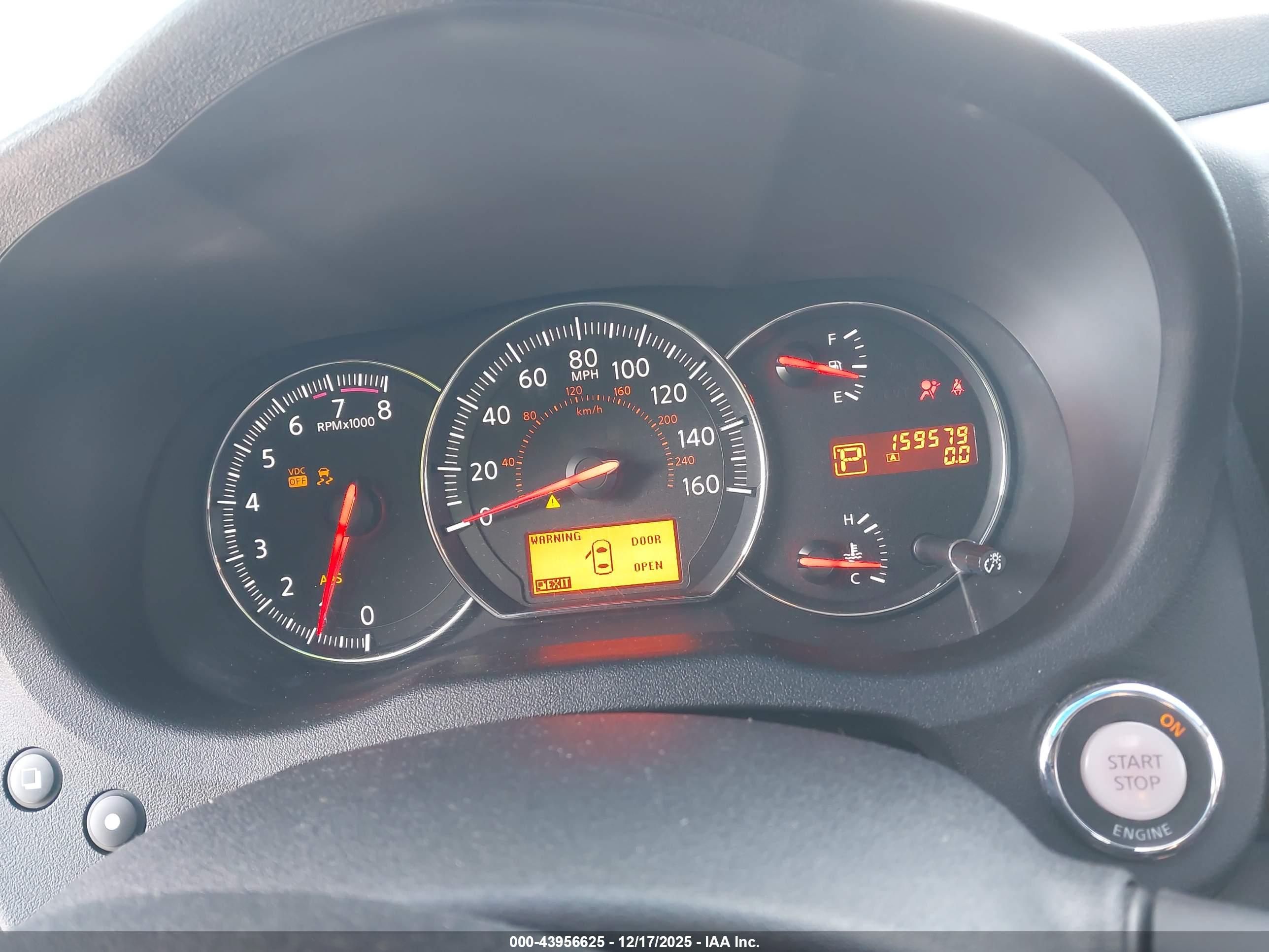NISSAN MAXIMA image 7