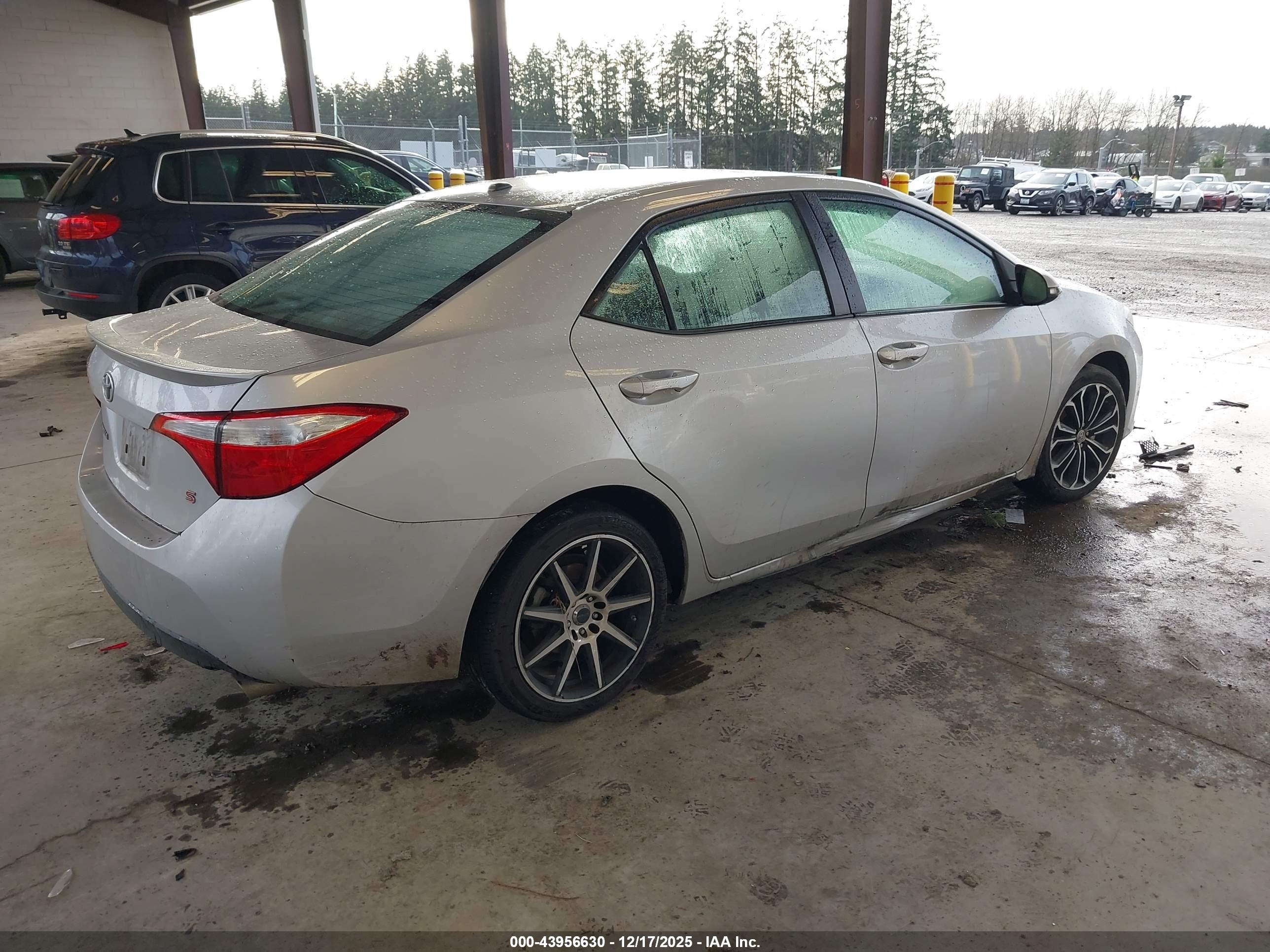 TOYOTA COROLLA image 4
