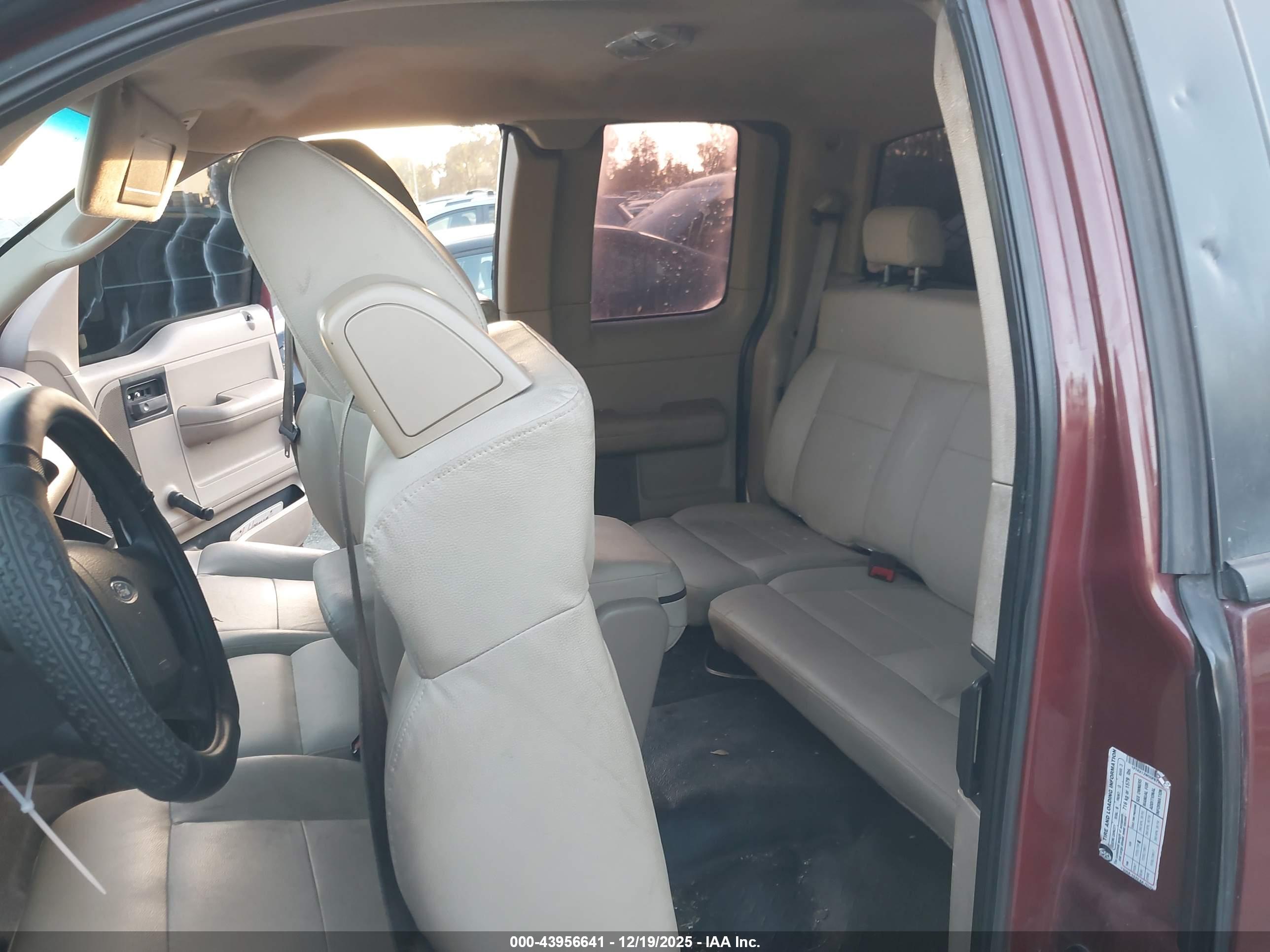FORD F-150 image 8