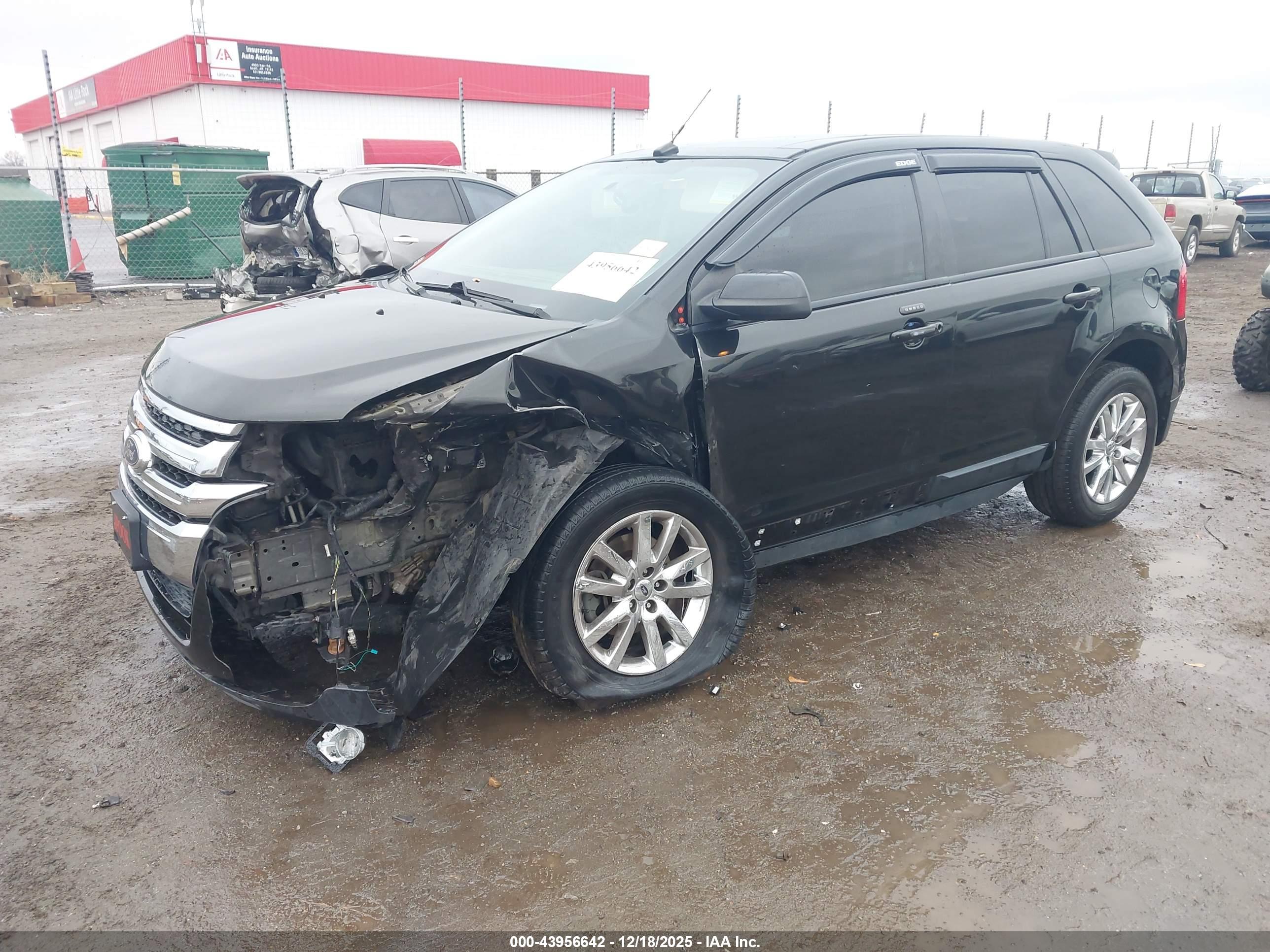 FORD EDGE image 2