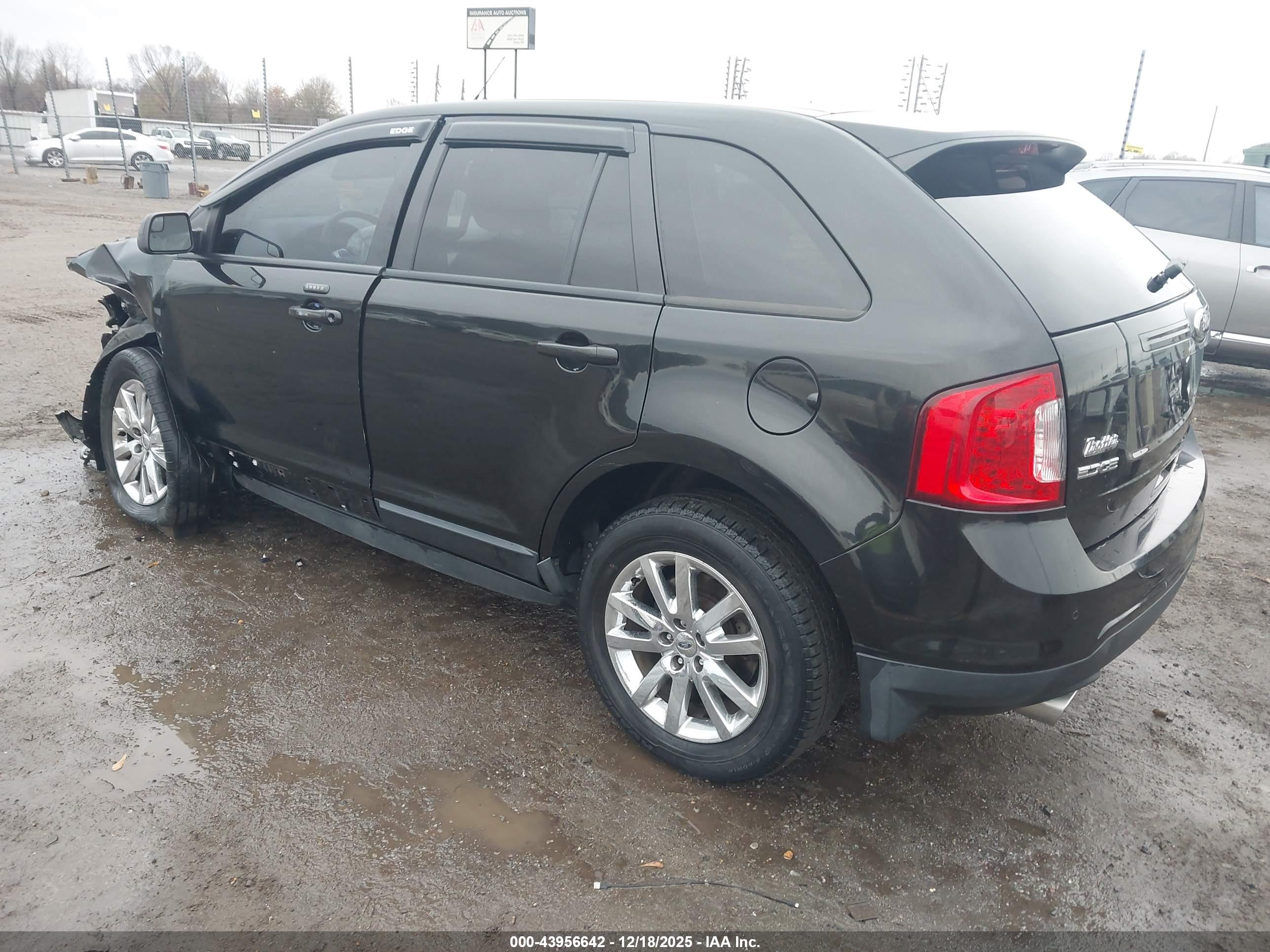 FORD EDGE image 3