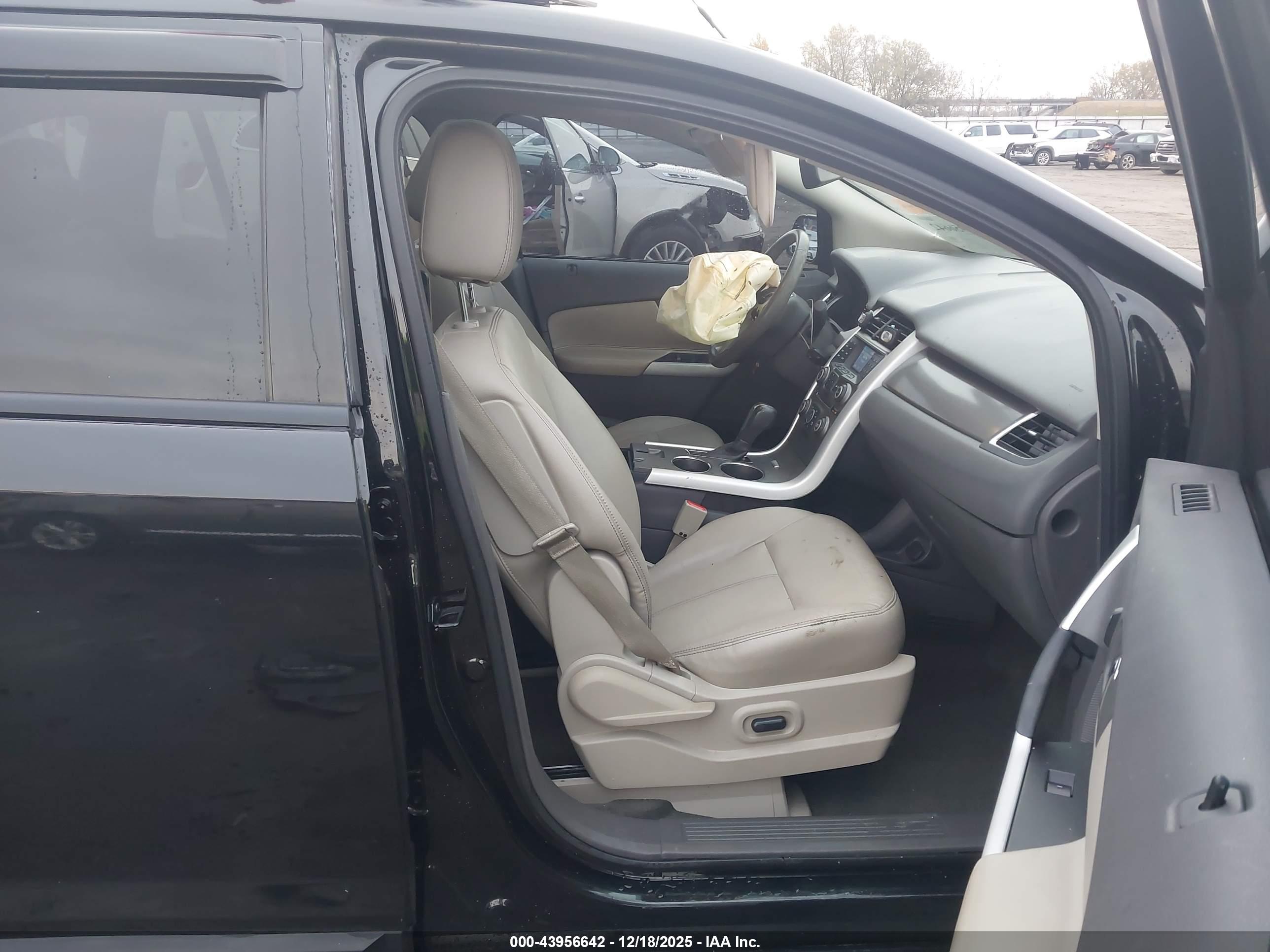 FORD EDGE image 5