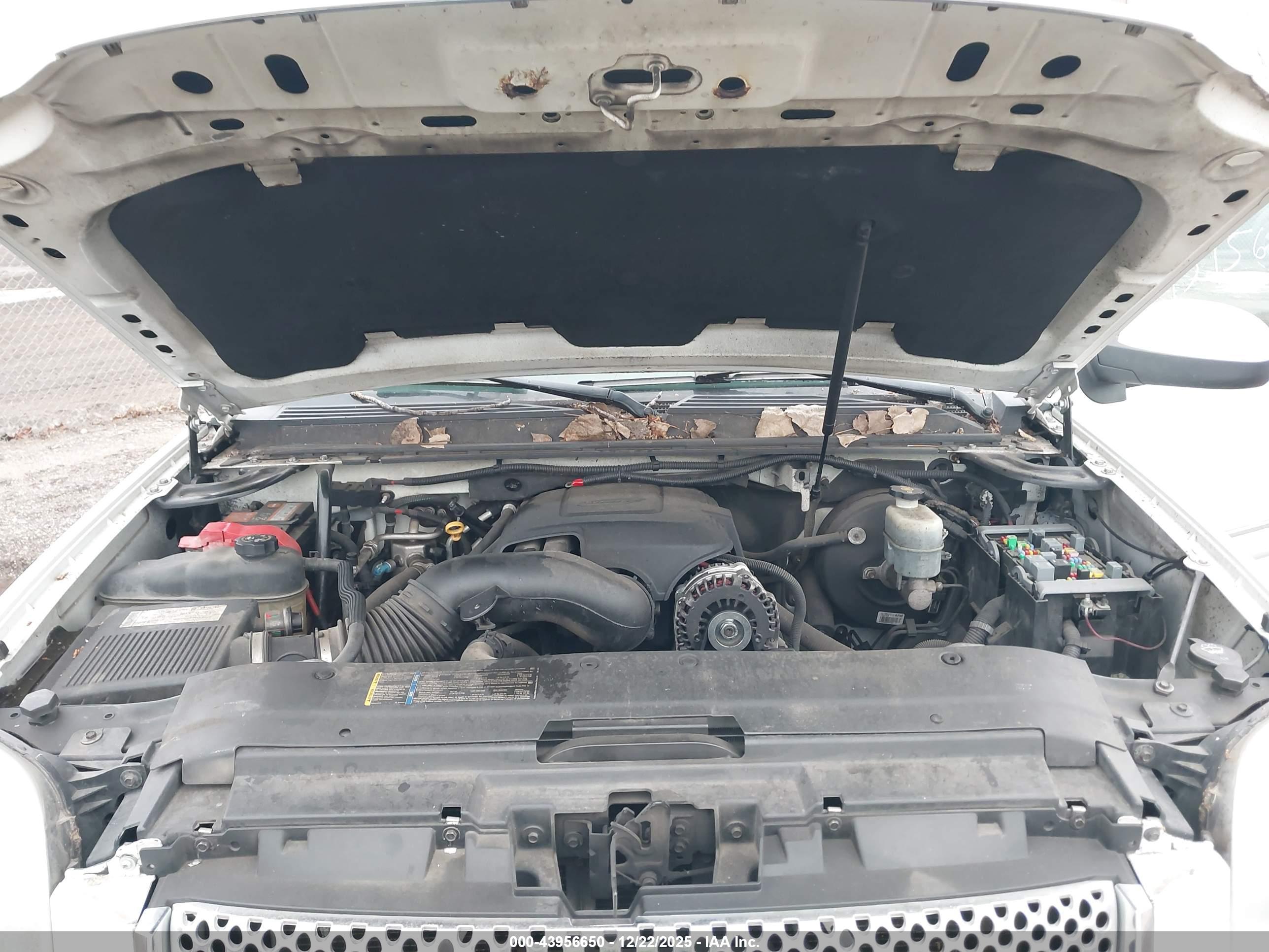 GMC YUKON image 10