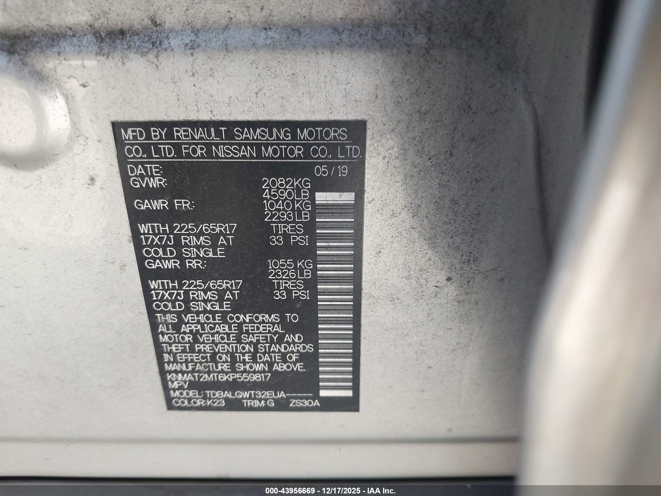 NISSAN ROGUE image 9
