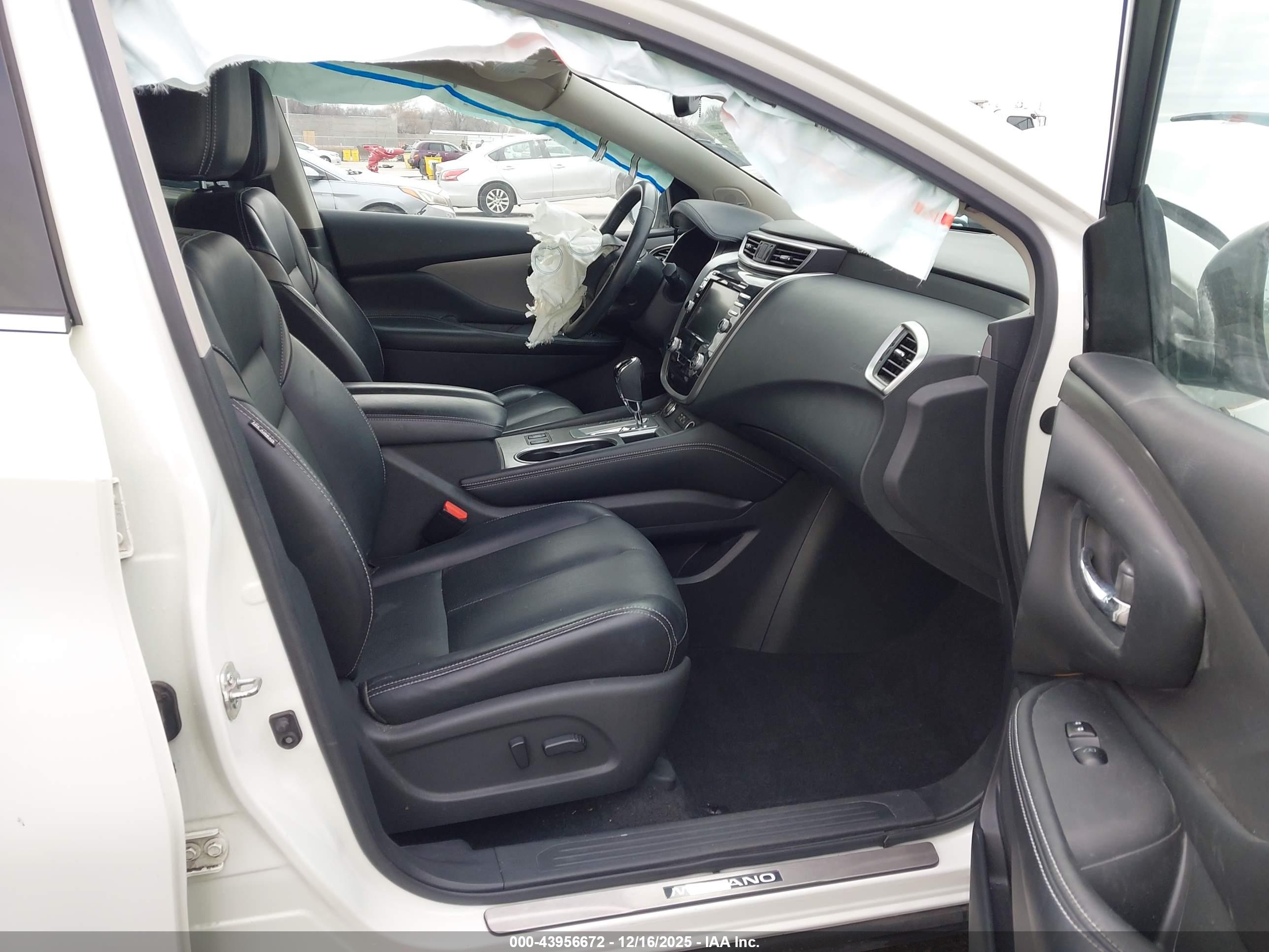 NISSAN MURANO image 5