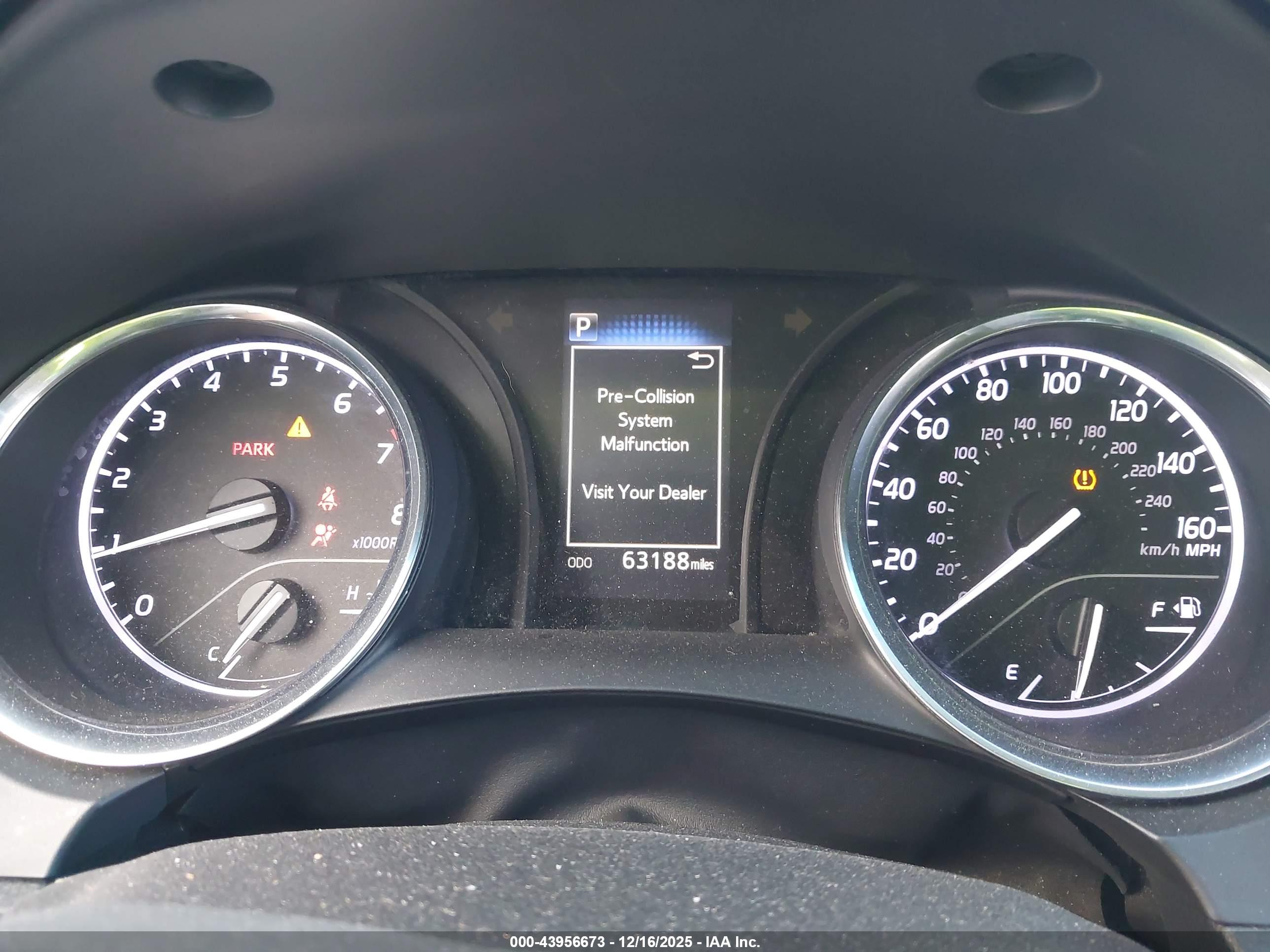 TOYOTA CAMRY image 7