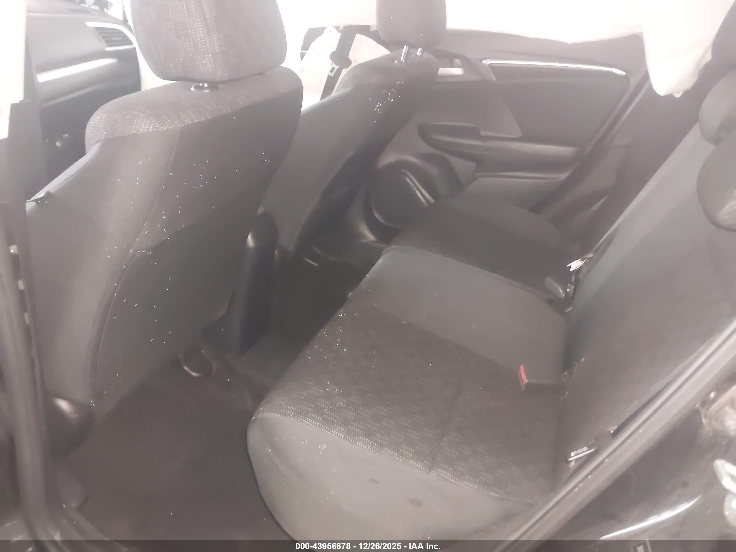 HONDA FIT image 8