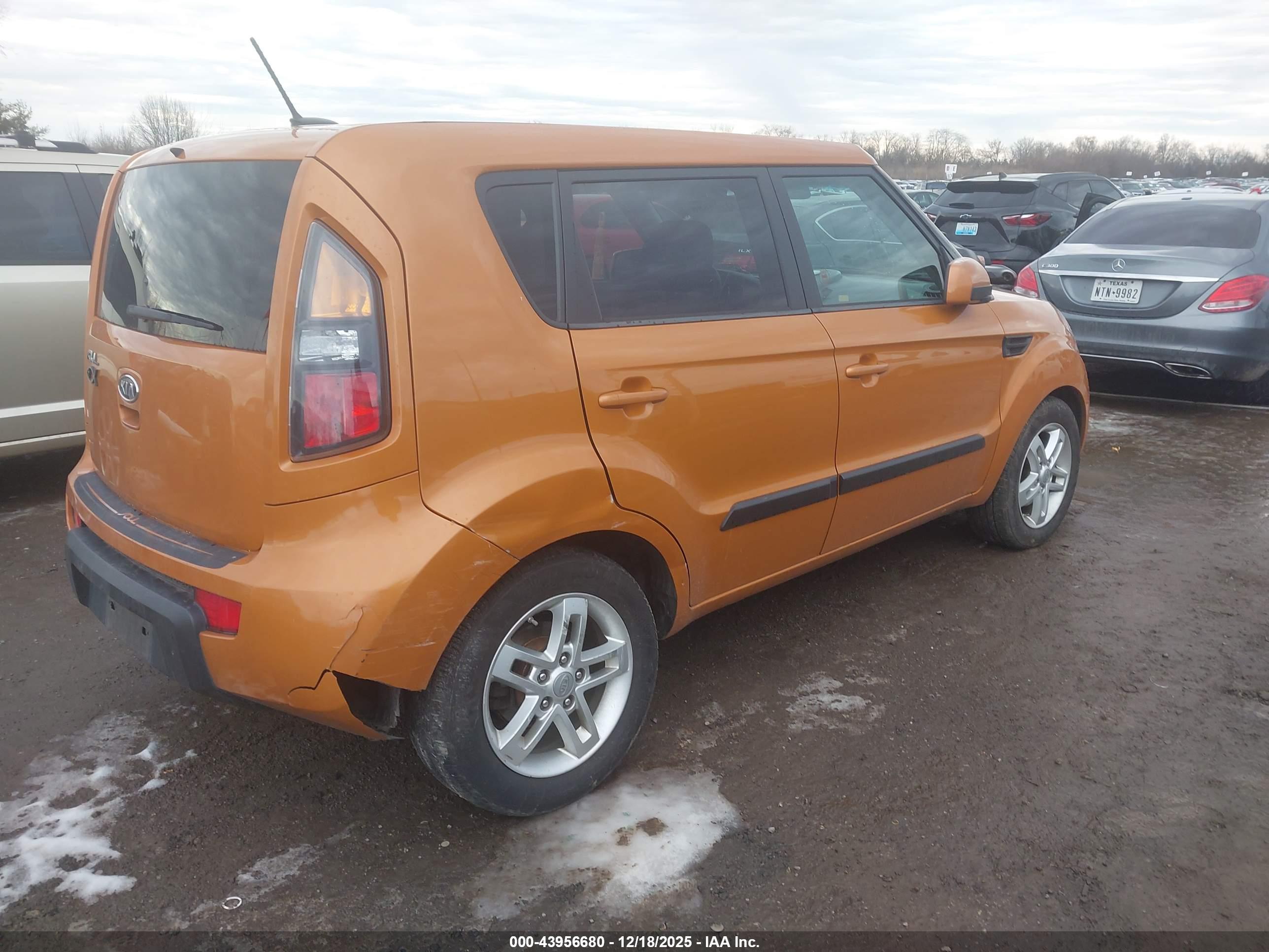 KIA SOUL image 4